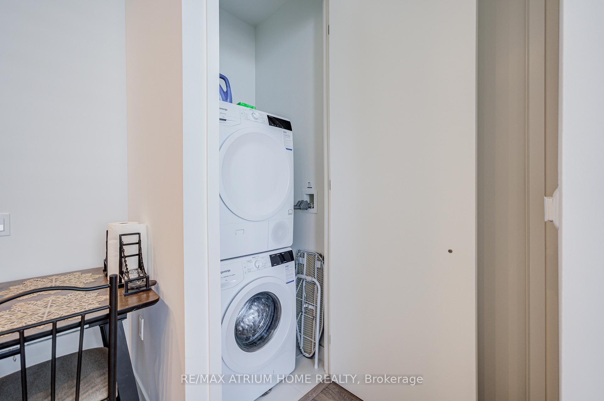 Photo 26 of Unit 2101, 195 Commerce St Street, Vaughan, Vaughan Corporate Centre — HOMEH