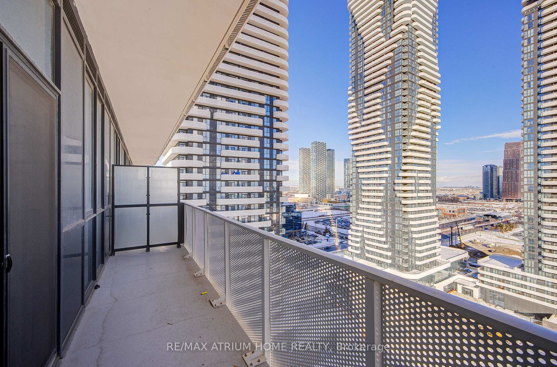 Photo 39 of Unit 2101, 195 Commerce St Street, Vaughan, Vaughan Corporate Centre — HOMEH
