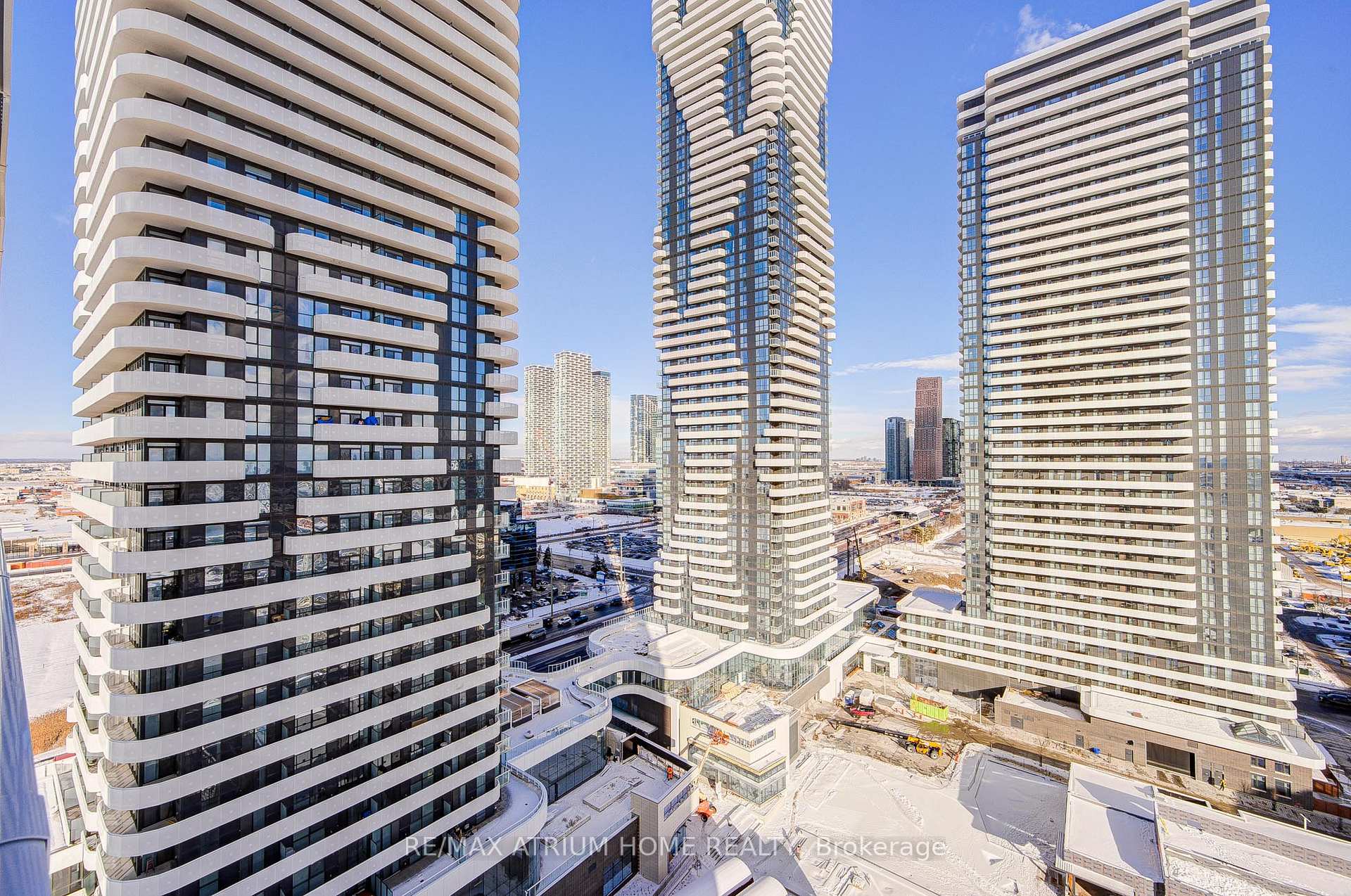 Photo 32 of Unit 2101, 195 Commerce St Street, Vaughan, Vaughan Corporate Centre — HOMEH