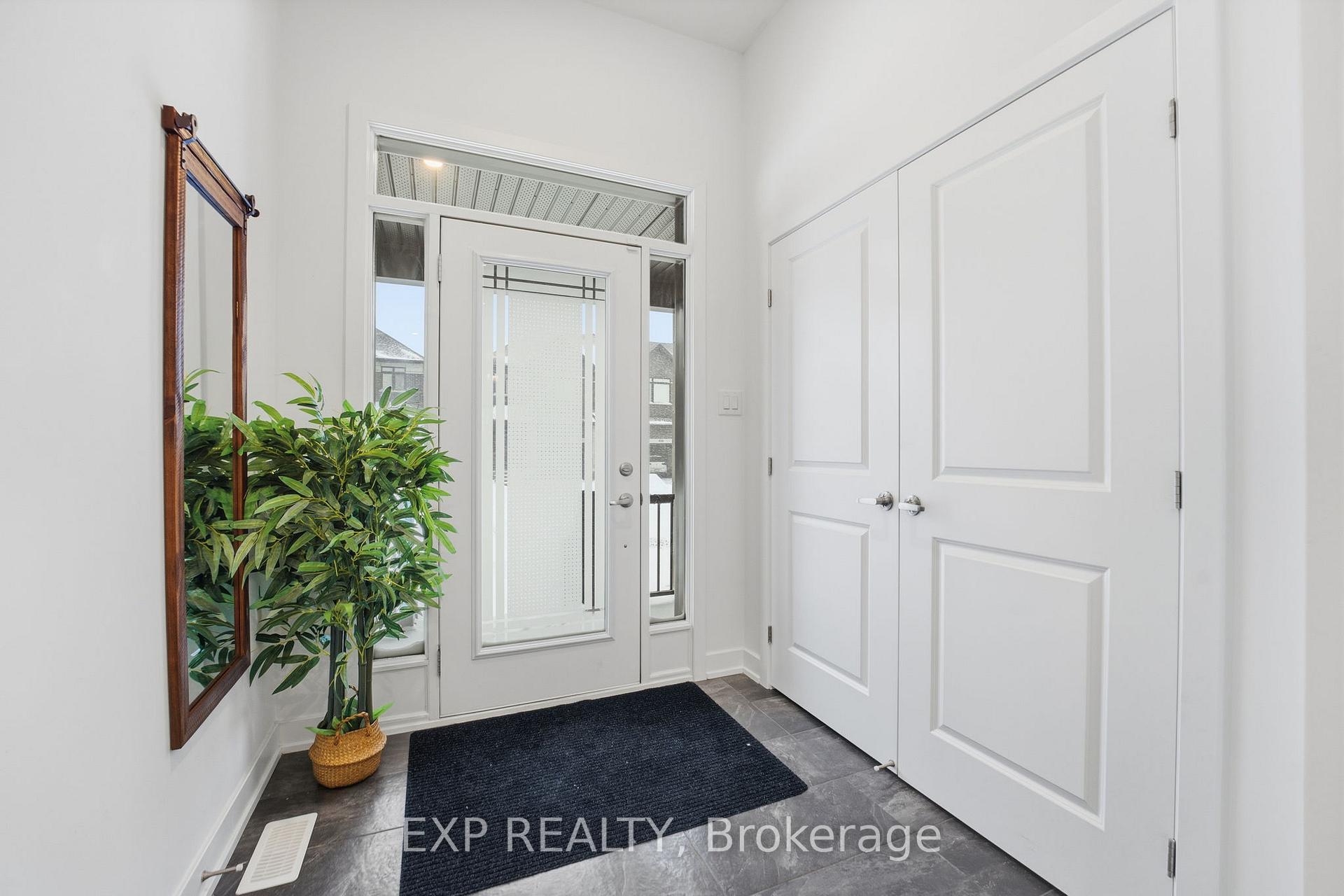 Photo 4 of 522 Corretto Place, Ottawa, Barrhaven - Heritage Park — HOMEH