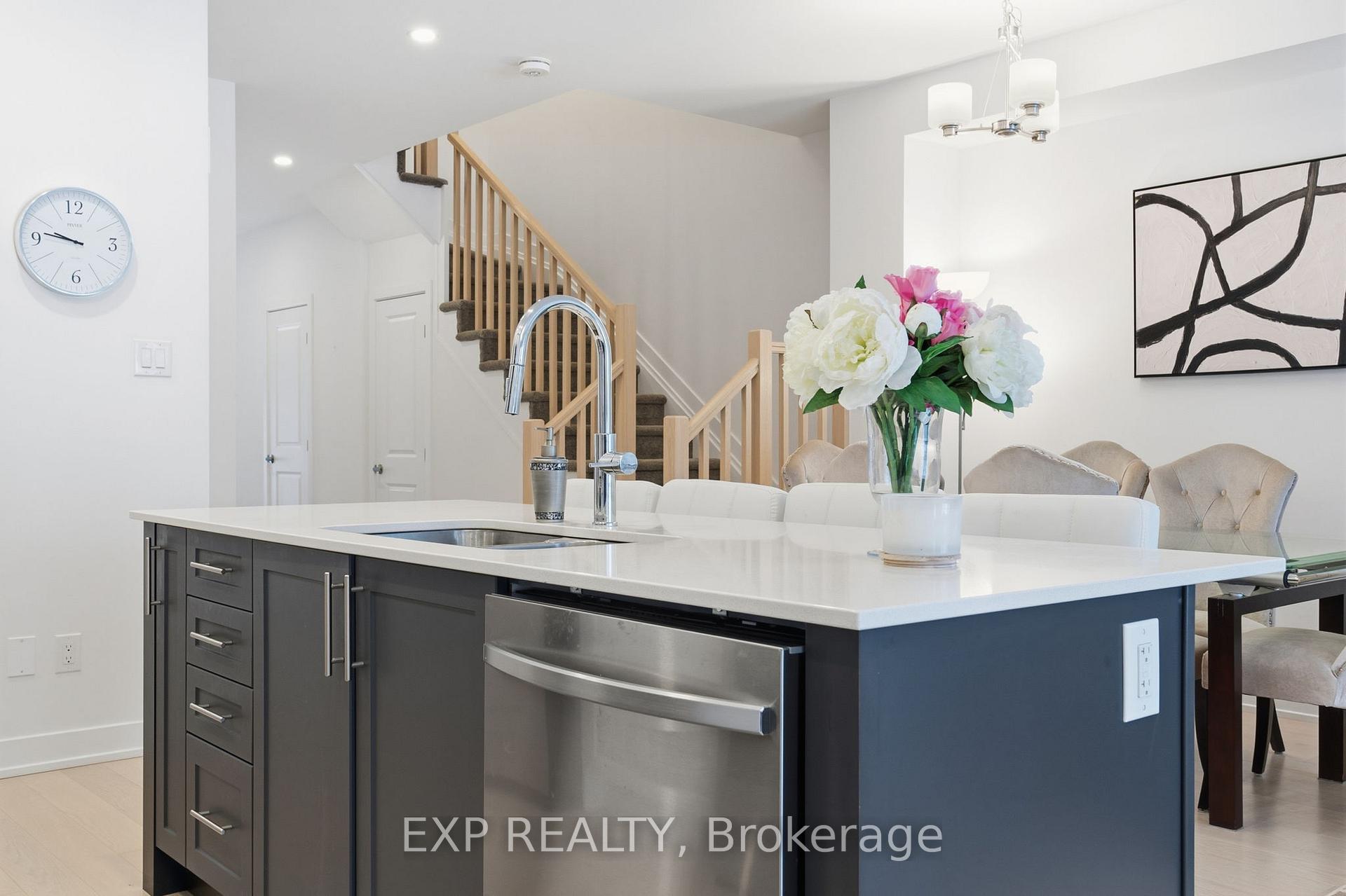 Photo 18 of 522 Corretto Place, Ottawa, Barrhaven - Heritage Park — HOMEH
