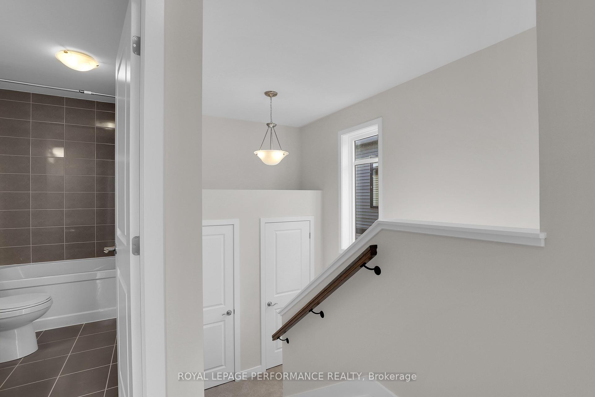 Photo 21 of 643 Corporal Private, Ottawa, Blossom Park/Kemp Park/Findlay Creek — HOMEH