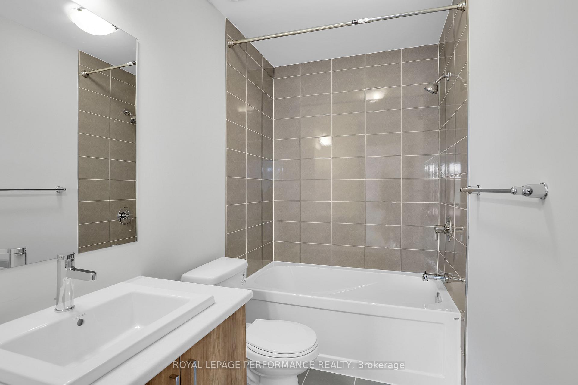 Photo 22 of 643 Corporal Private, Ottawa, Blossom Park/Kemp Park/Findlay Creek — HOMEH