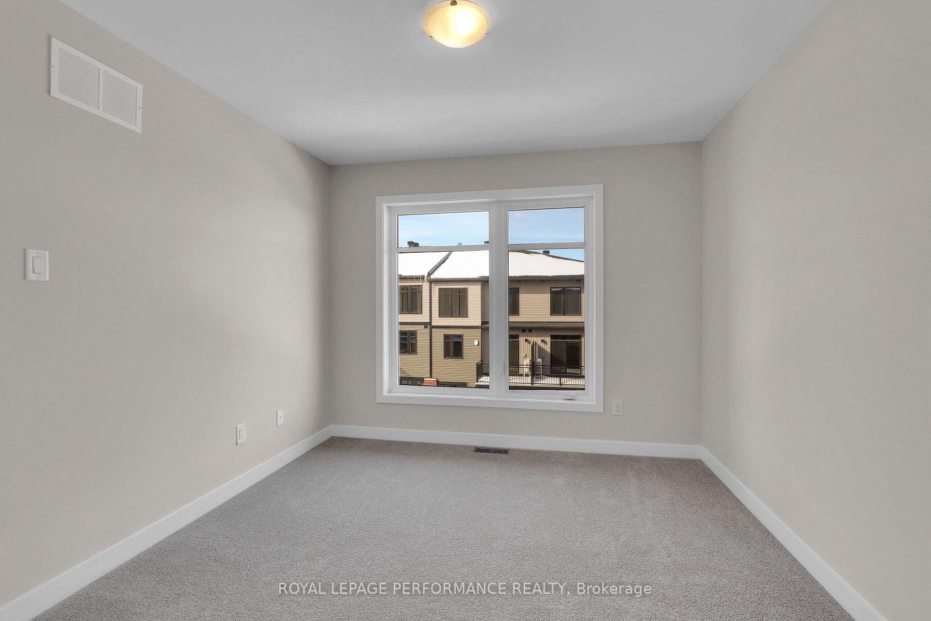 Photo 24 of 643 Corporal Private, Ottawa, Blossom Park/Kemp Park/Findlay Creek — HOMEH