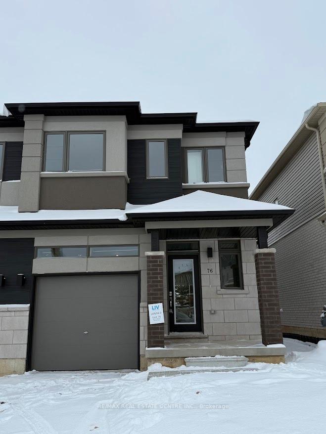 Front of Unit 76, 660 Colborne Street W