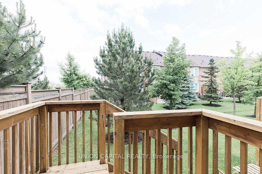 Photo 16 of 21 Winn Place, Aurora, Bayview Northeast — HOMEH