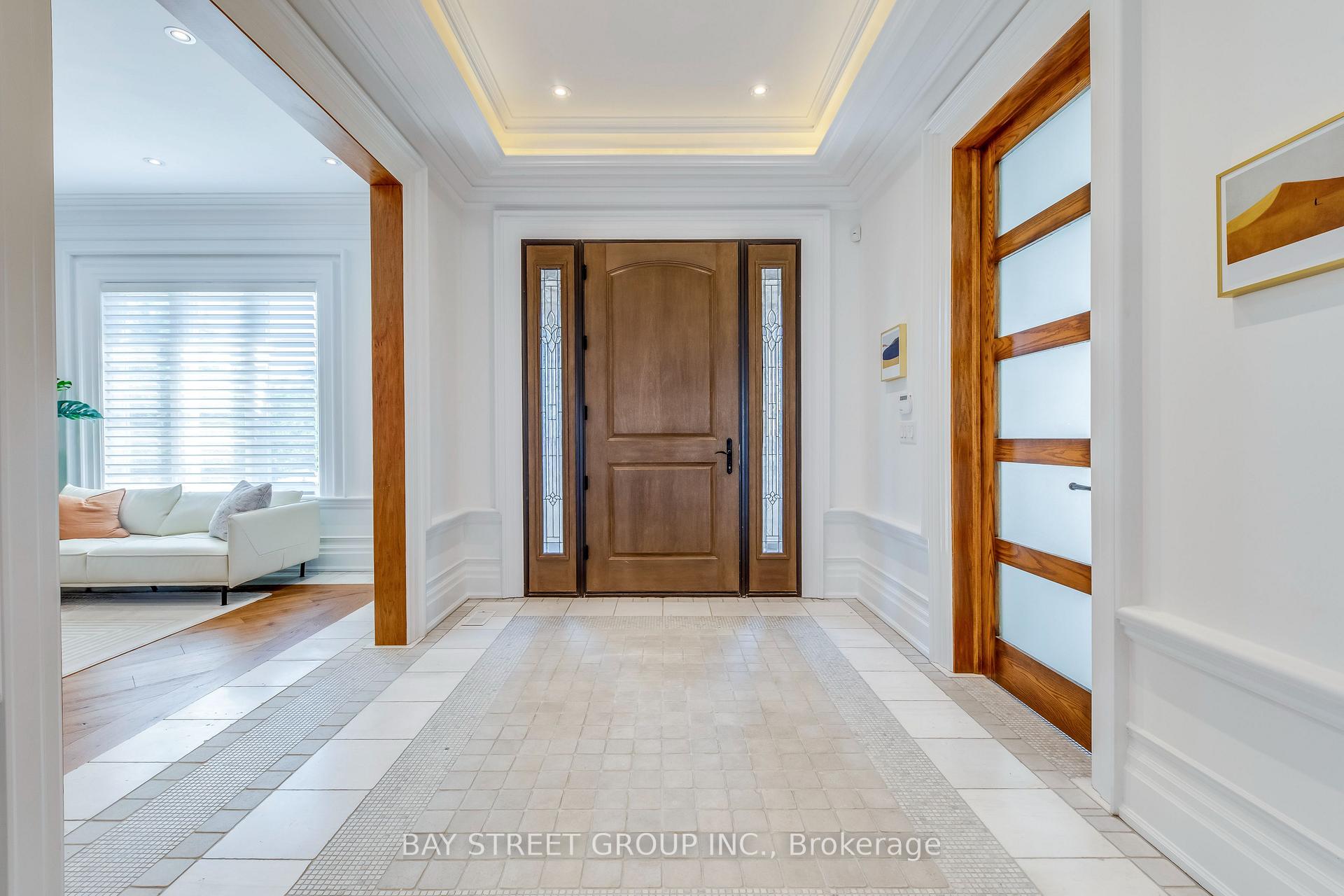 Photo 26 of 132 Crestwood Road, Vaughan, Crestwood-Springfarm-Yorkhill — HOMEH