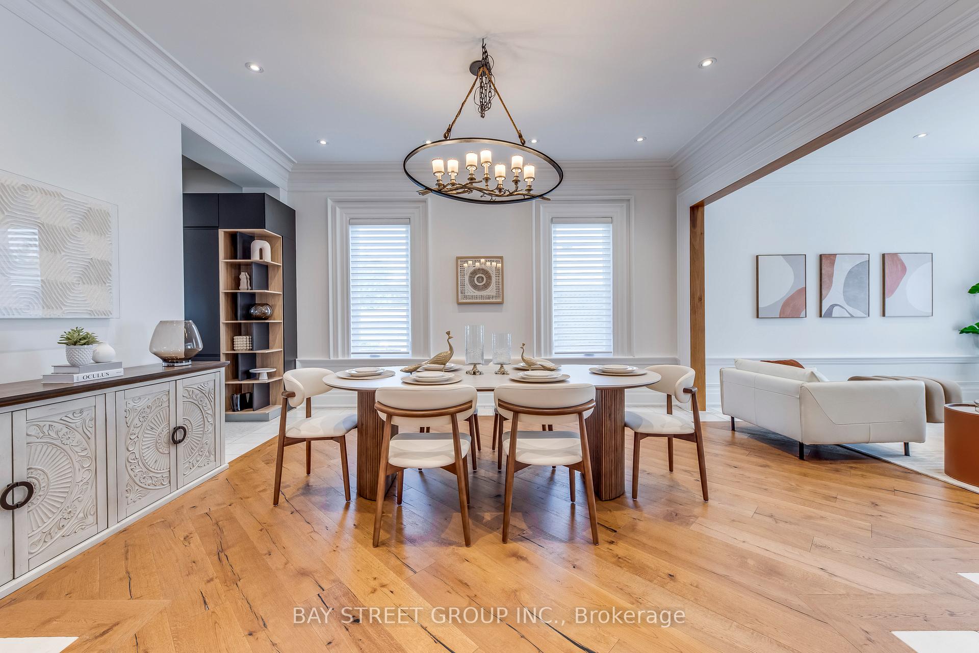 Photo 27 of 132 Crestwood Road, Vaughan, Crestwood-Springfarm-Yorkhill — HOMEH