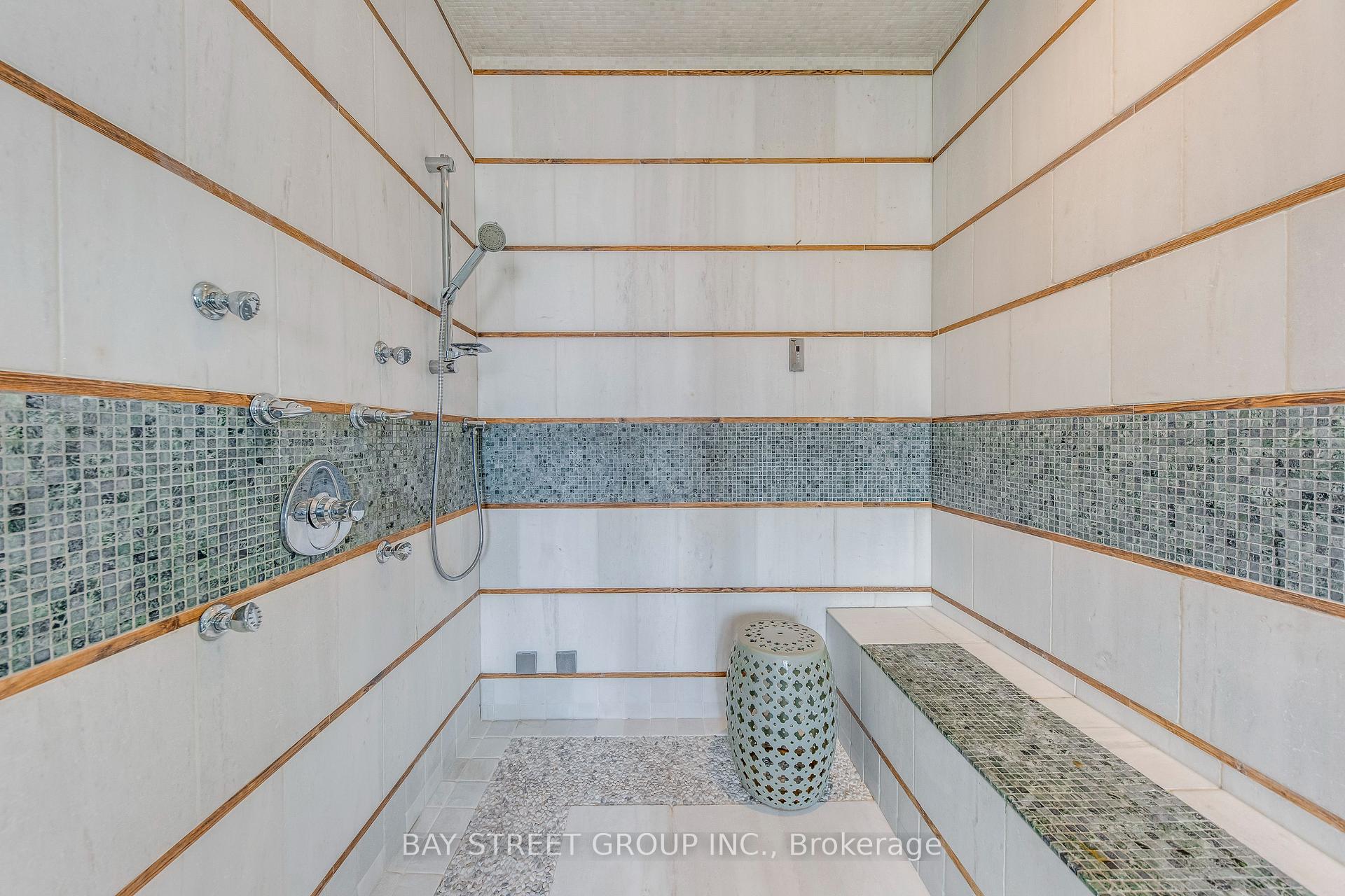 Photo 42 of 132 Crestwood Road, Vaughan, Crestwood-Springfarm-Yorkhill — HOMEH