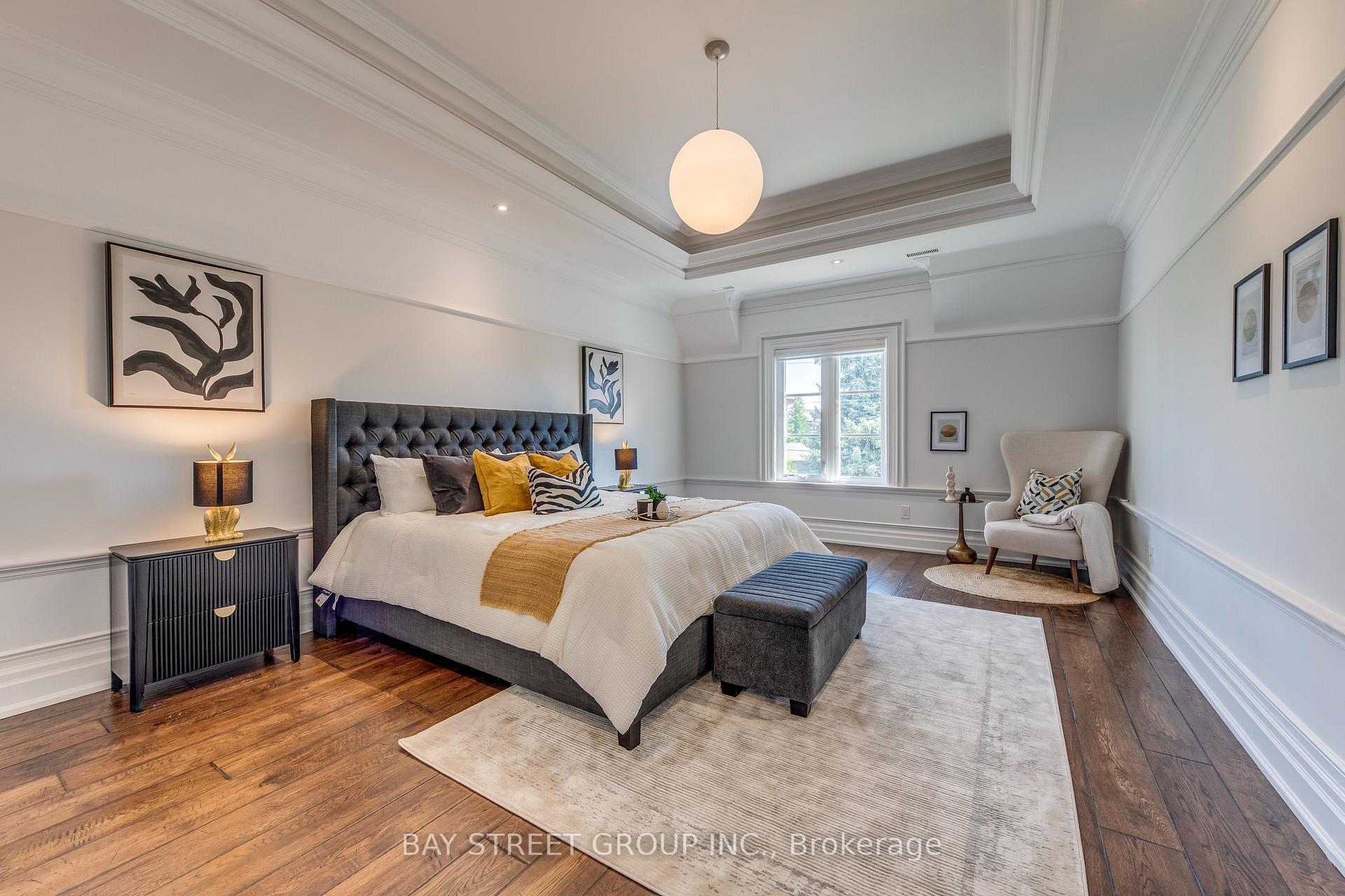 Photo 20 of 132 Crestwood Road, Vaughan, Crestwood-Springfarm-Yorkhill — HOMEH