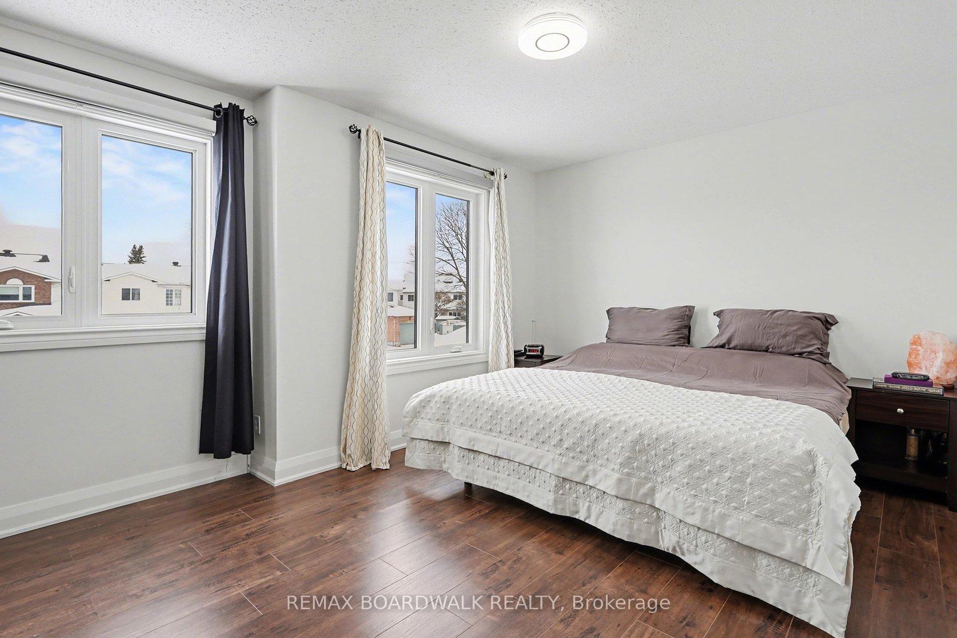 Photo 29 of 1827 Hialeah Drive, Ottawa, Fallingbrook/Gardenway South — HOMEH