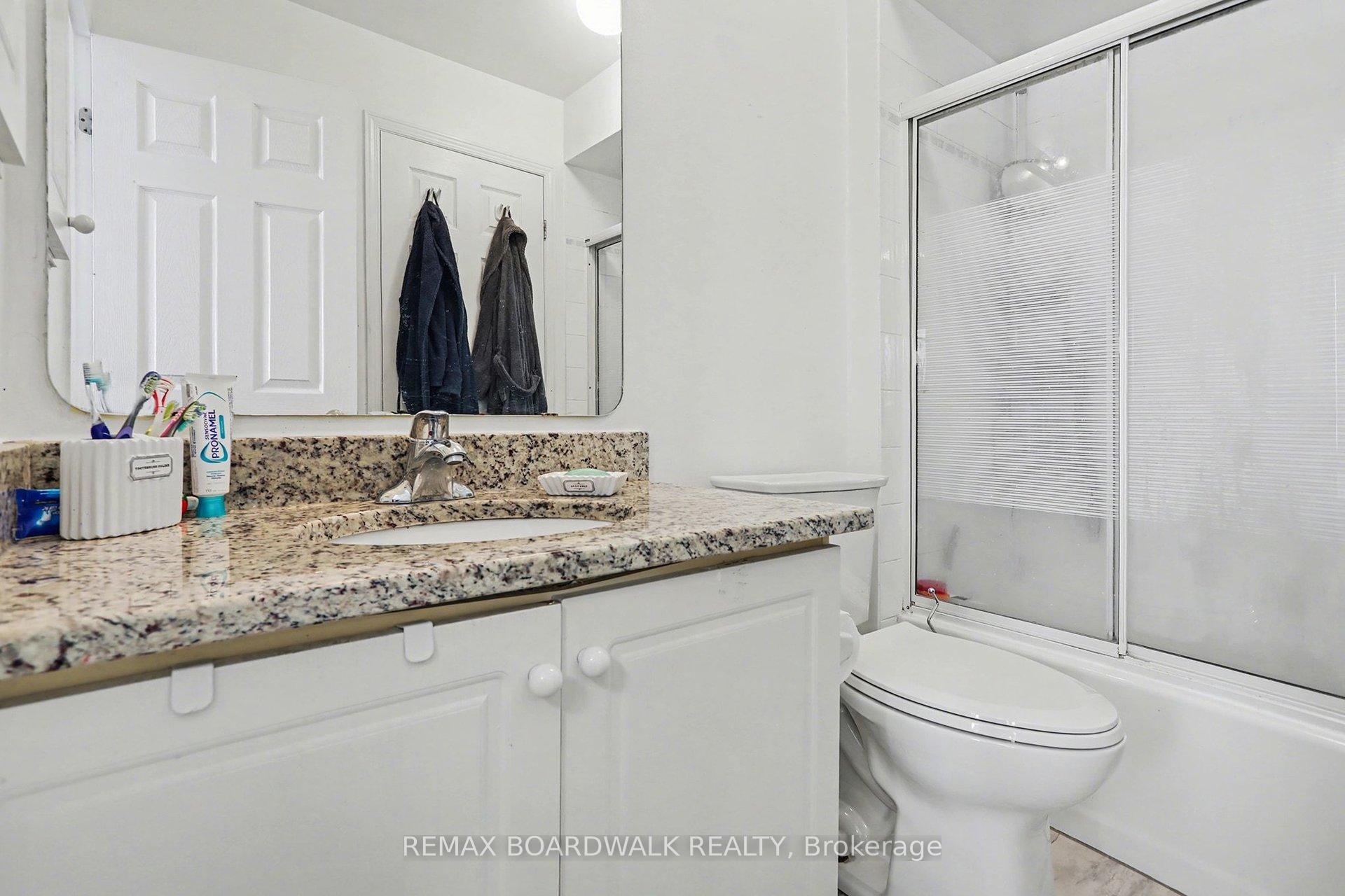 Photo 26 of 1827 Hialeah Drive, Ottawa, Fallingbrook/Gardenway South — HOMEH