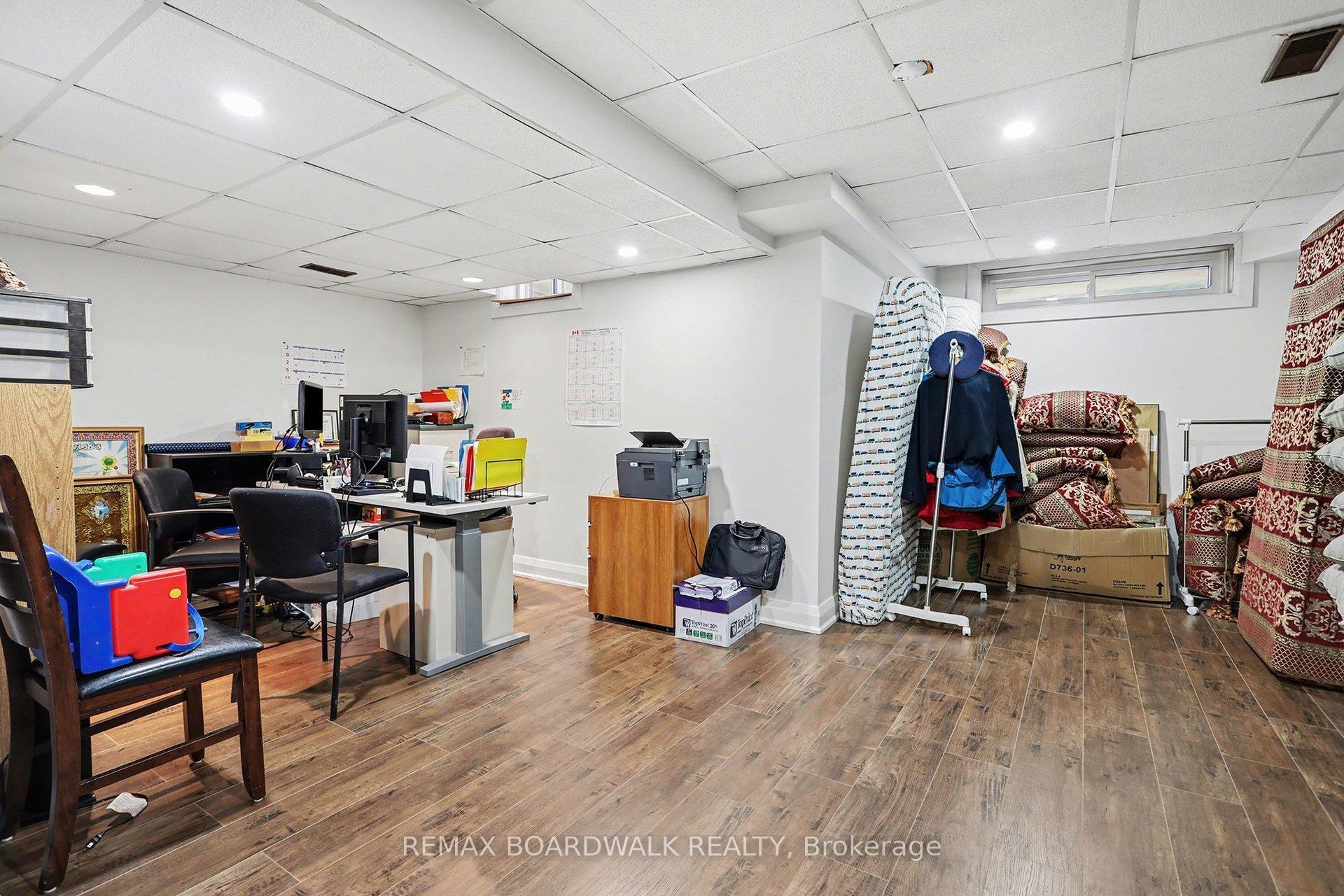 Photo 30 of 1827 Hialeah Drive, Ottawa, Fallingbrook/Gardenway South — HOMEH