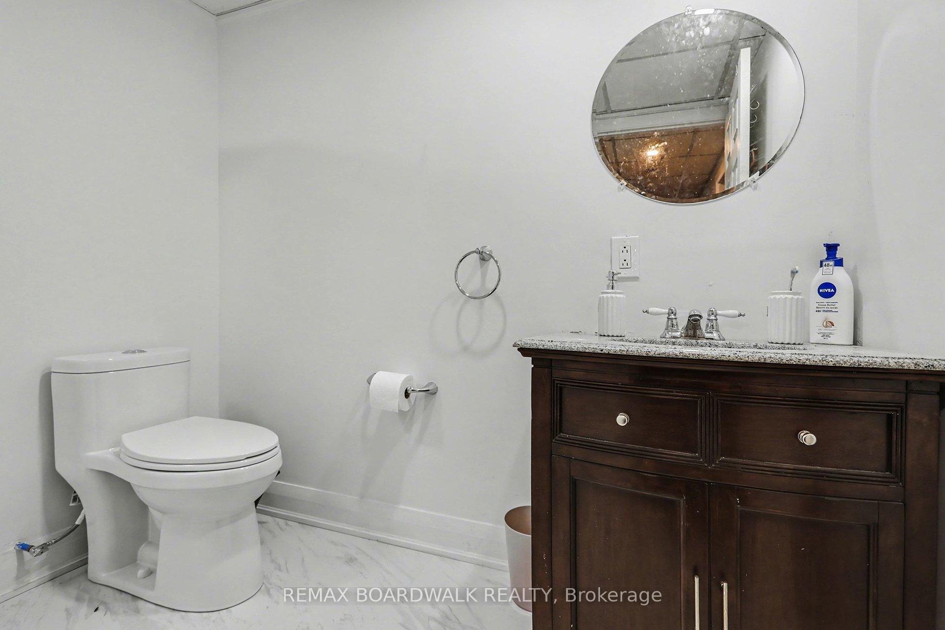 Photo 34 of 1827 Hialeah Drive, Ottawa, Fallingbrook/Gardenway South — HOMEH