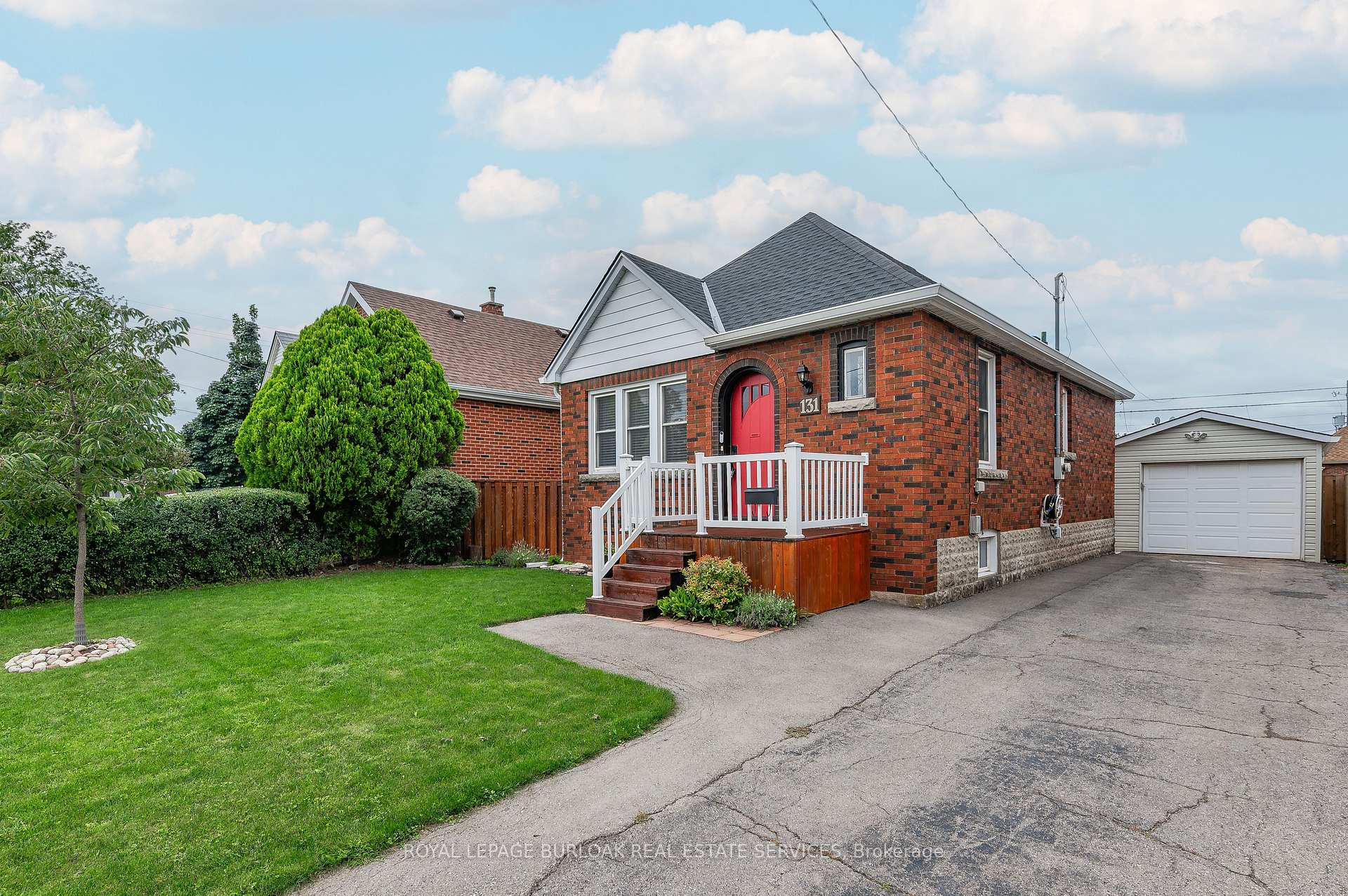Photo 2 of 131 Adeline Avenue, Hamilton, Normanhurst — HOMEH