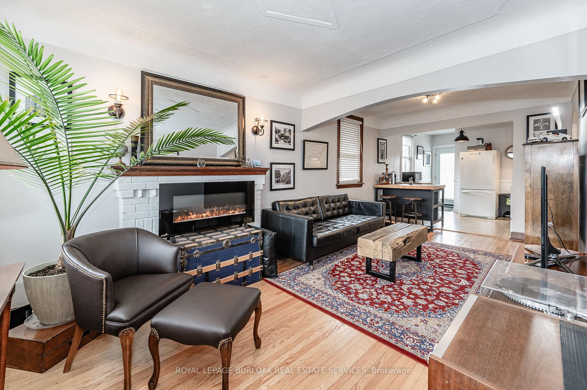 Photo 3 of 131 Adeline Avenue, Hamilton, Normanhurst — HOMEH