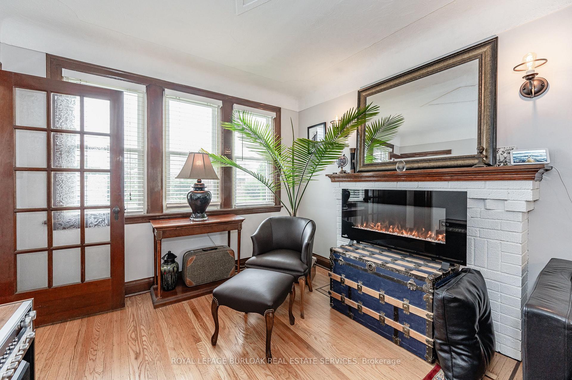 Photo 4 of 131 Adeline Avenue, Hamilton, Normanhurst — HOMEH