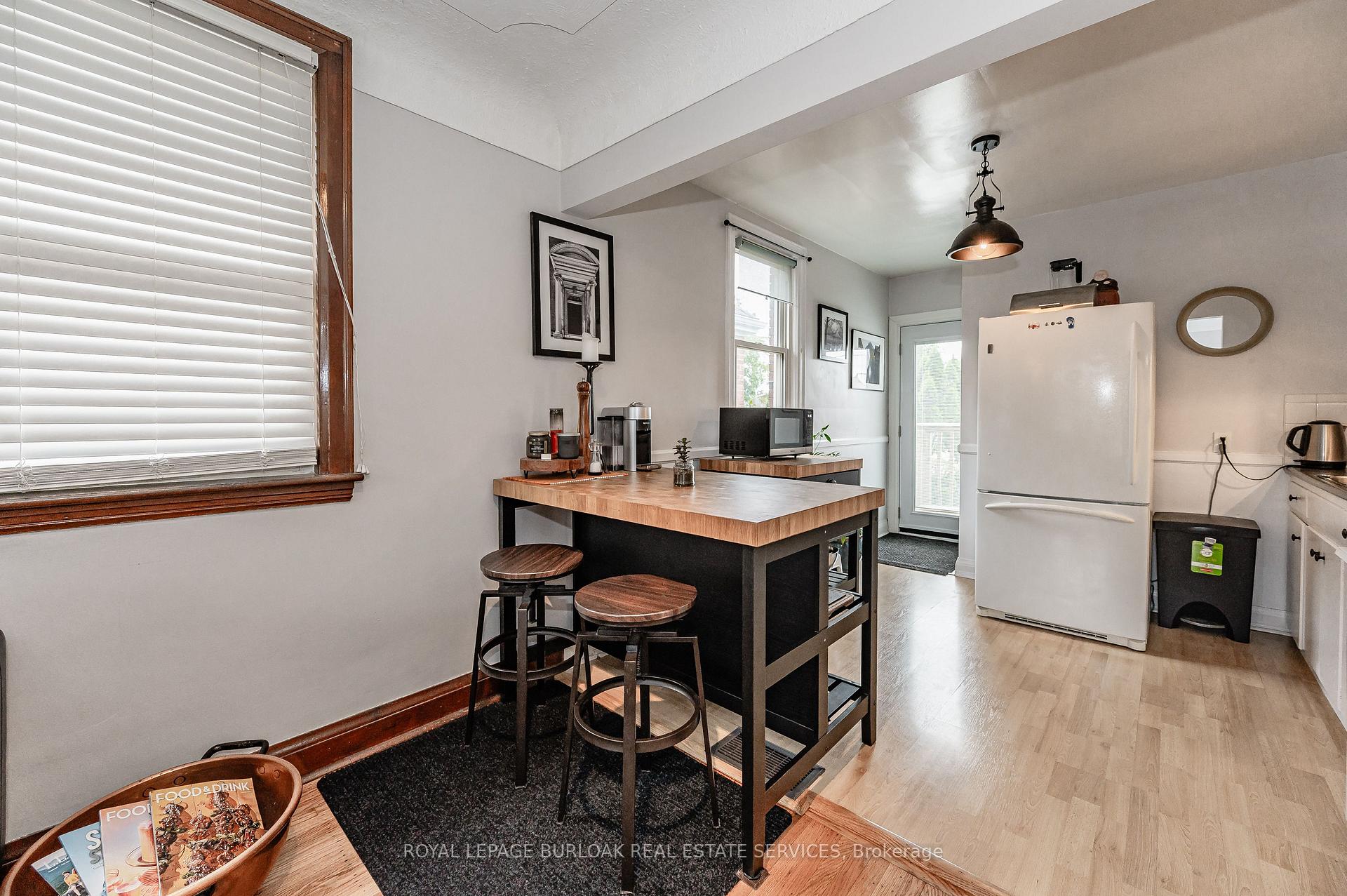 Photo 5 of 131 Adeline Avenue, Hamilton, Normanhurst — HOMEH