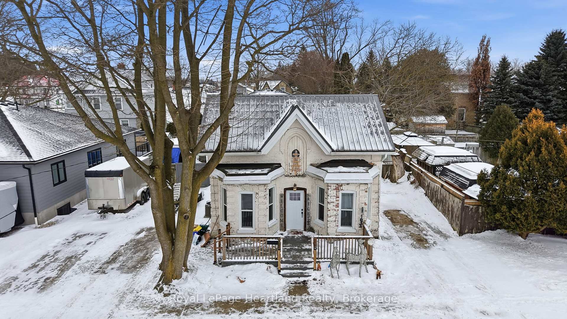 Photo 1 of 350 Lowe Street, Minto — HOMEH