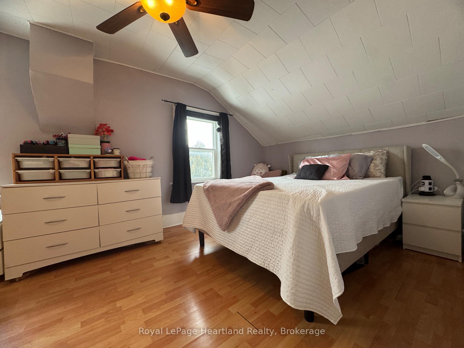 Photo 19 of 350 Lowe Street, Minto — HOMEH