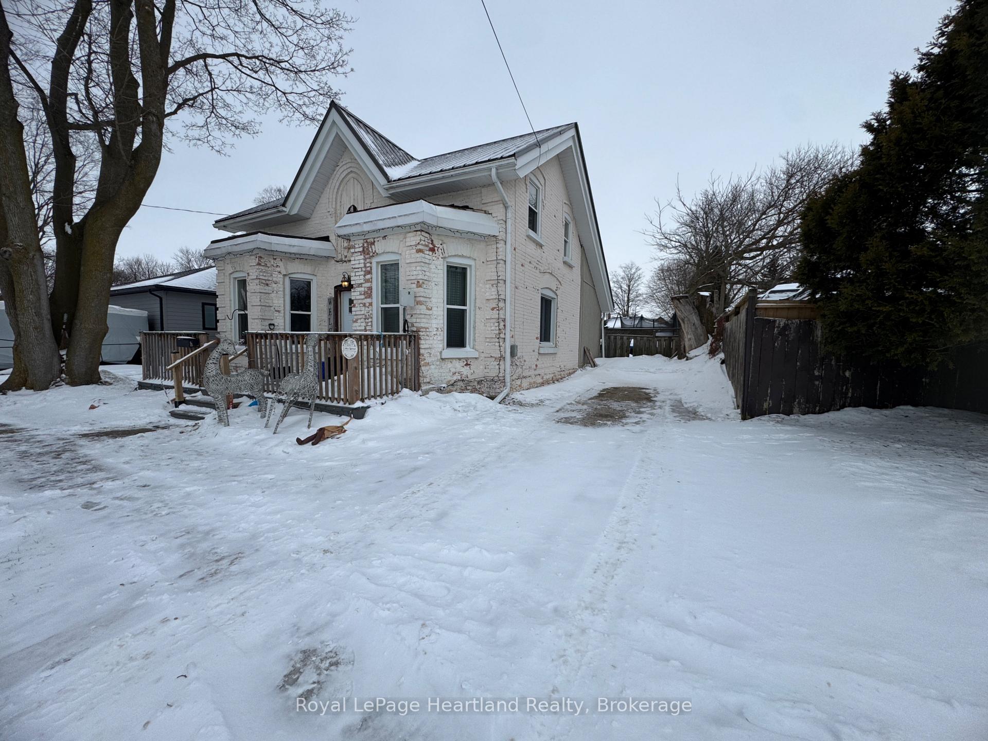 Photo 24 of 350 Lowe Street, Minto — HOMEH