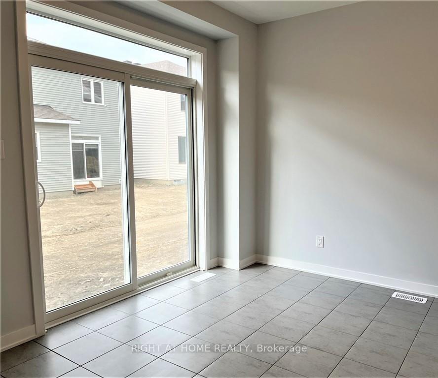 Photo 7 of 321 Crossway Terrace, Ottawa, Stittsville (North) — HOMEH