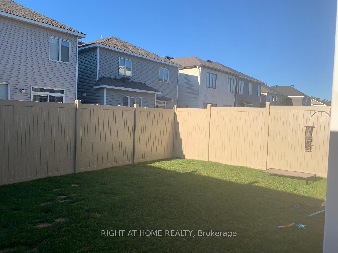Photo 28 of 321 Crossway Terrace, Ottawa, Stittsville (North) — HOMEH