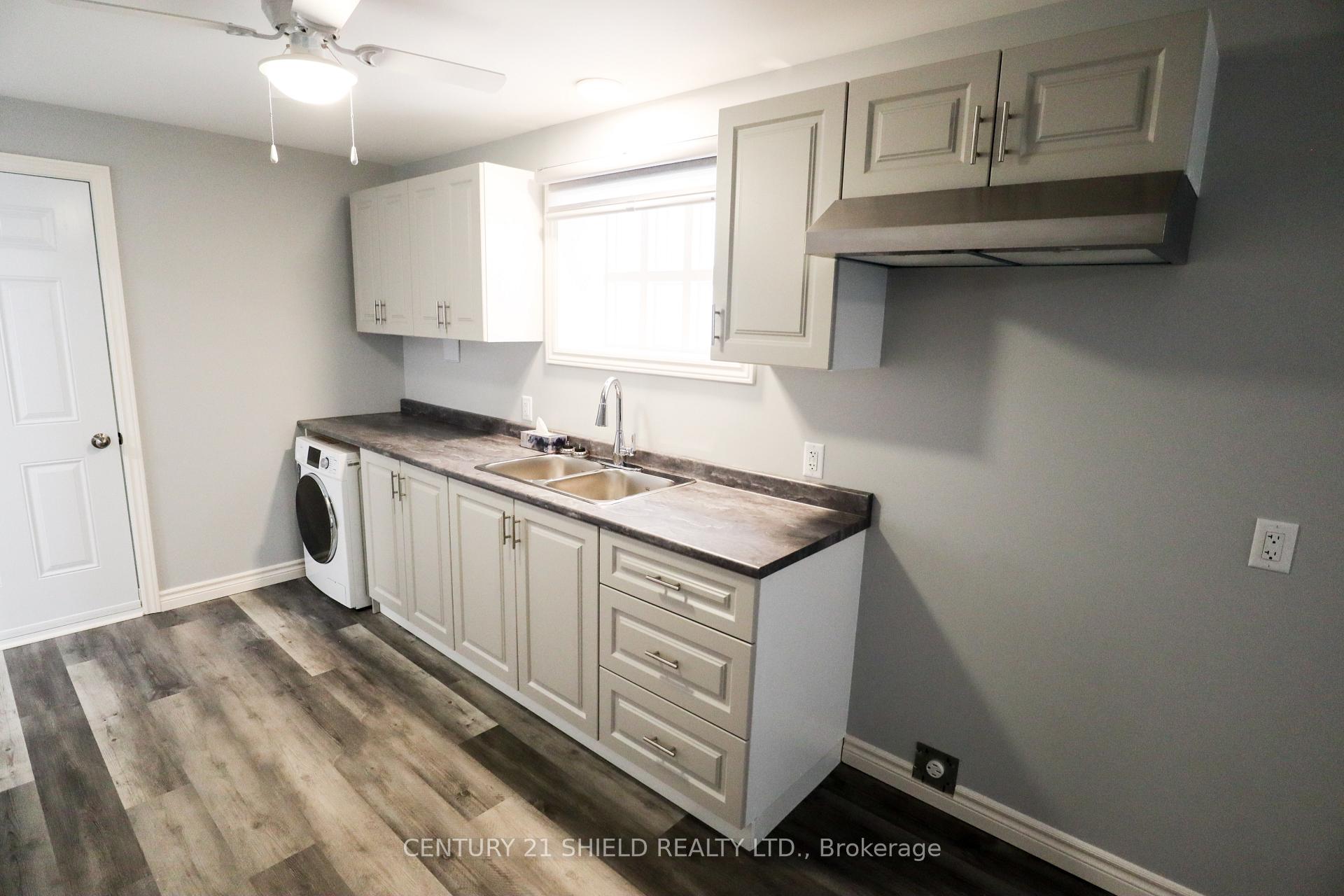 Photo 4 of 228-228A Carleton Street, Cornwall — HOMEH