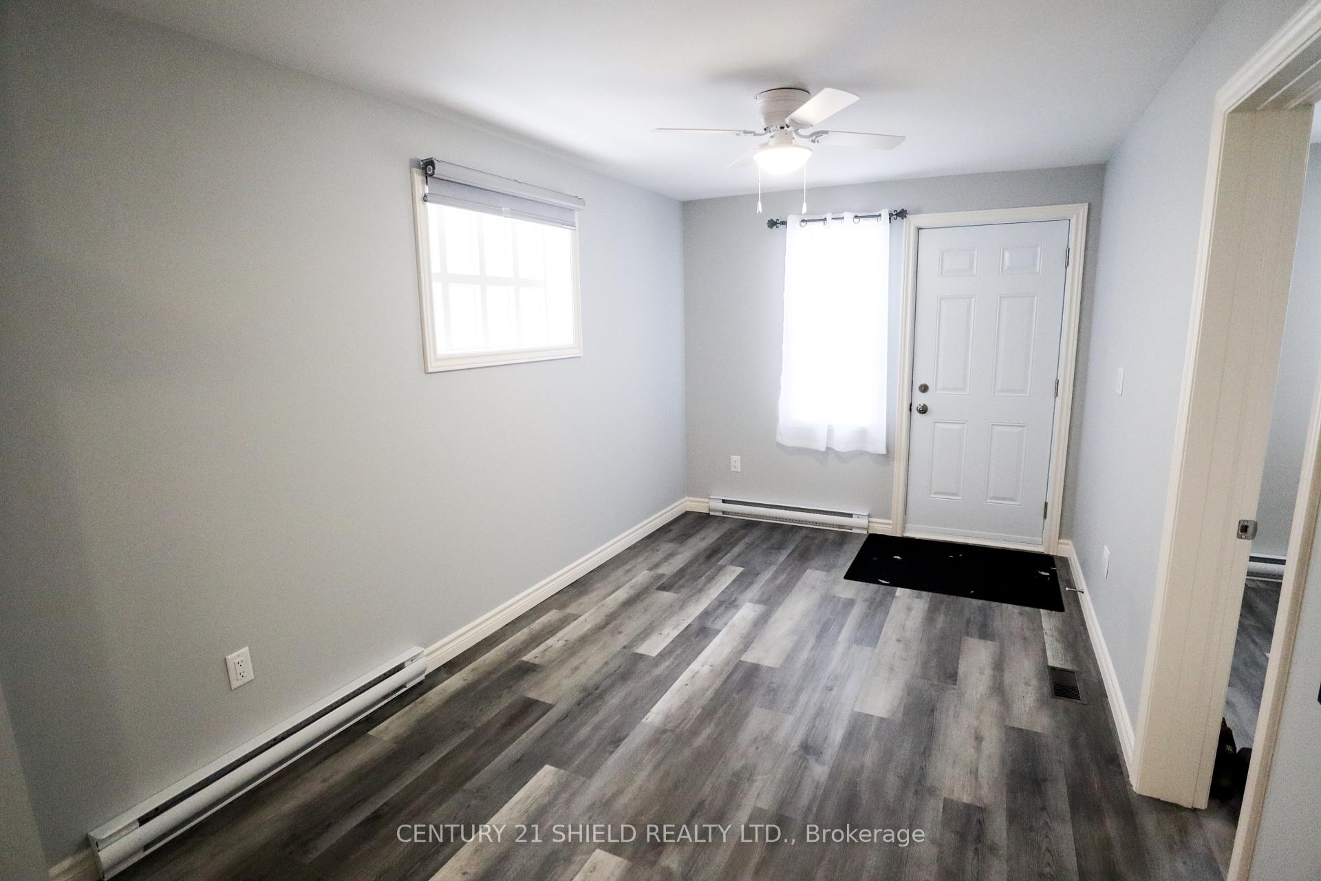 Photo 5 of 228-228A Carleton Street, Cornwall — HOMEH
