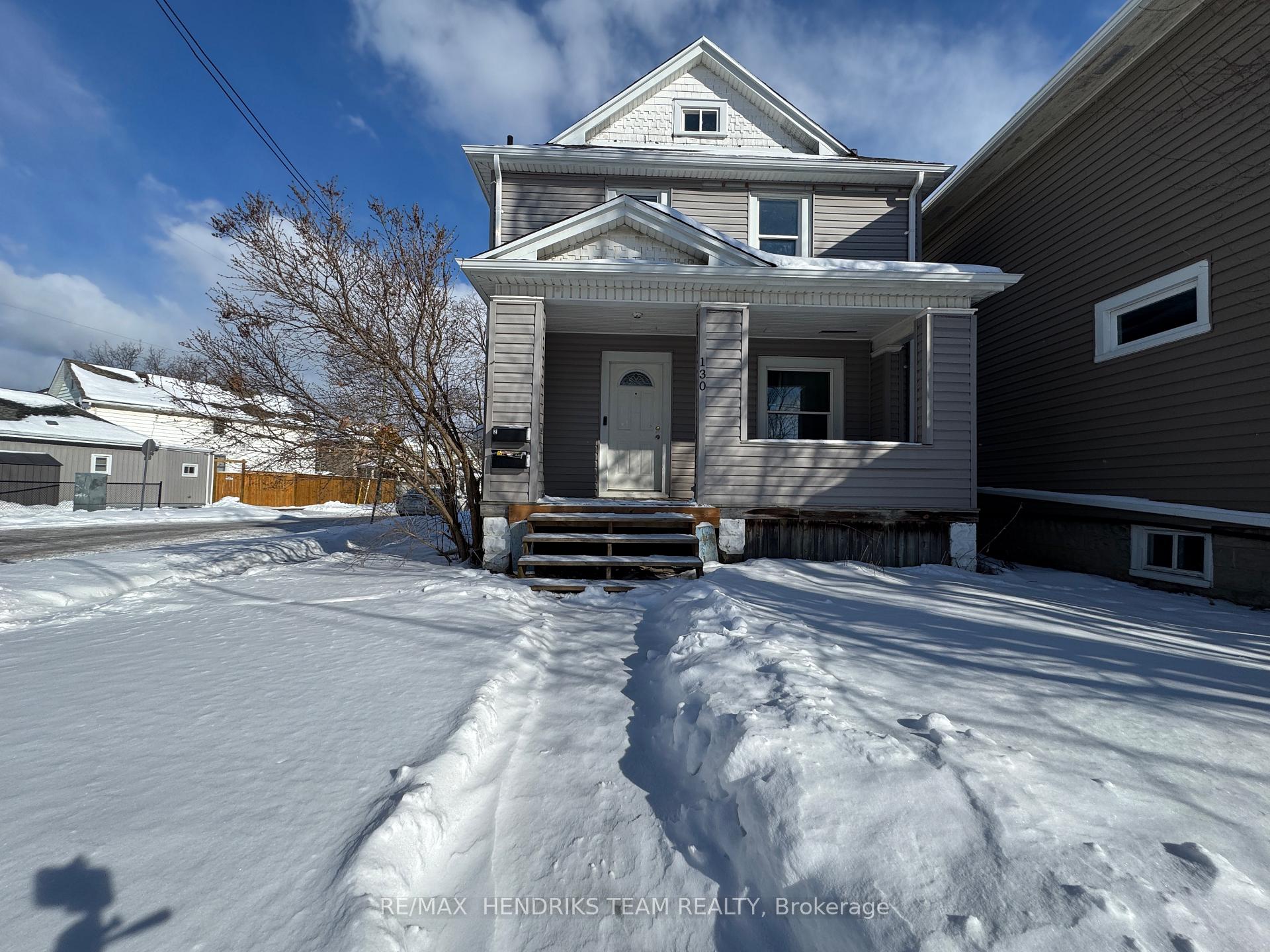 Photo 1 of Unit 2 (UPPER), 130 York Street, St. Catharines, Downtown — HOMEH