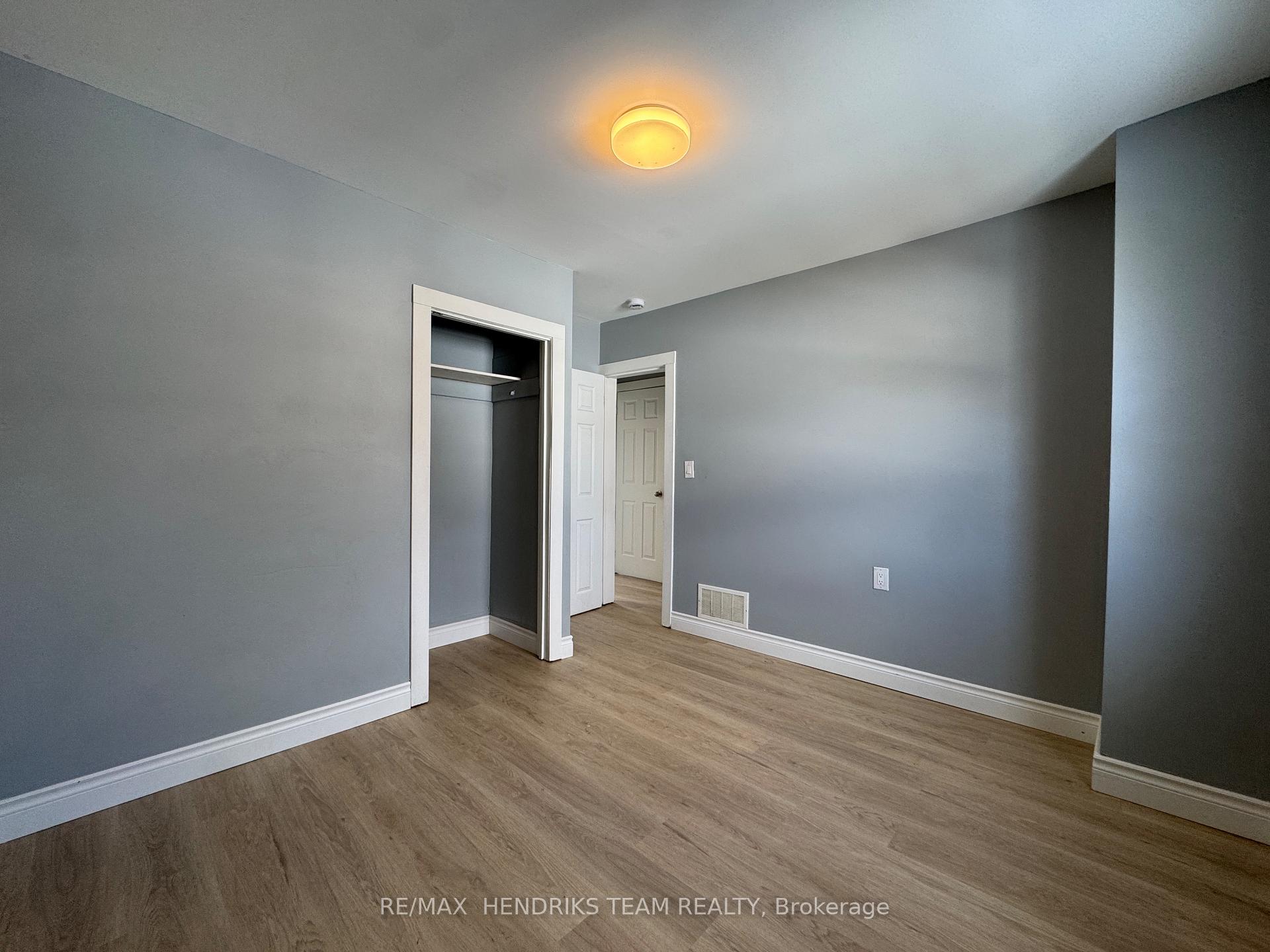 Photo 2 of Unit 2 (UPPER), 130 York Street, St. Catharines, Downtown — HOMEH