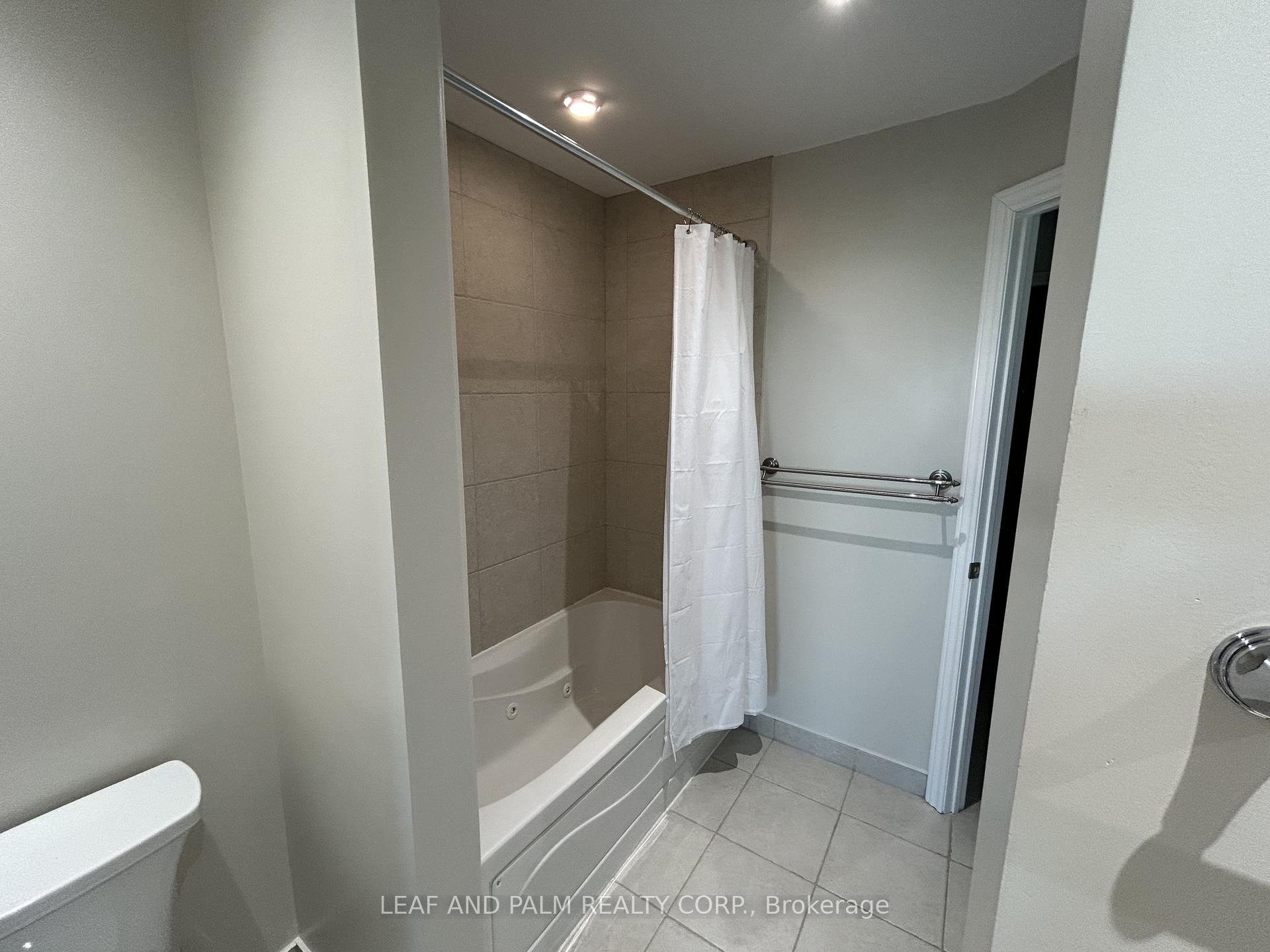 Photo 36 of Unit 401, 33 Ellen Street, Barrie, City Centre — HOMEH