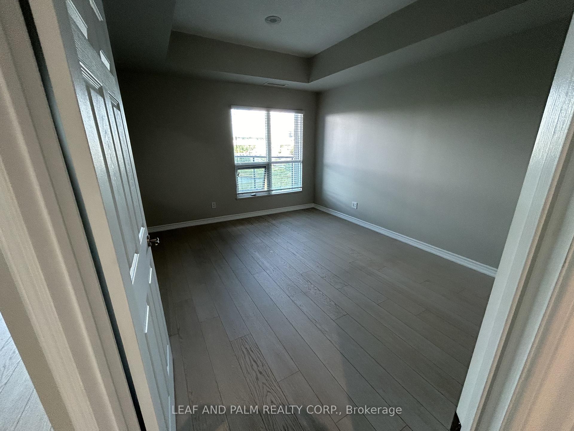 Photo 13 of Unit 401, 33 Ellen Street, Barrie, City Centre — HOMEH