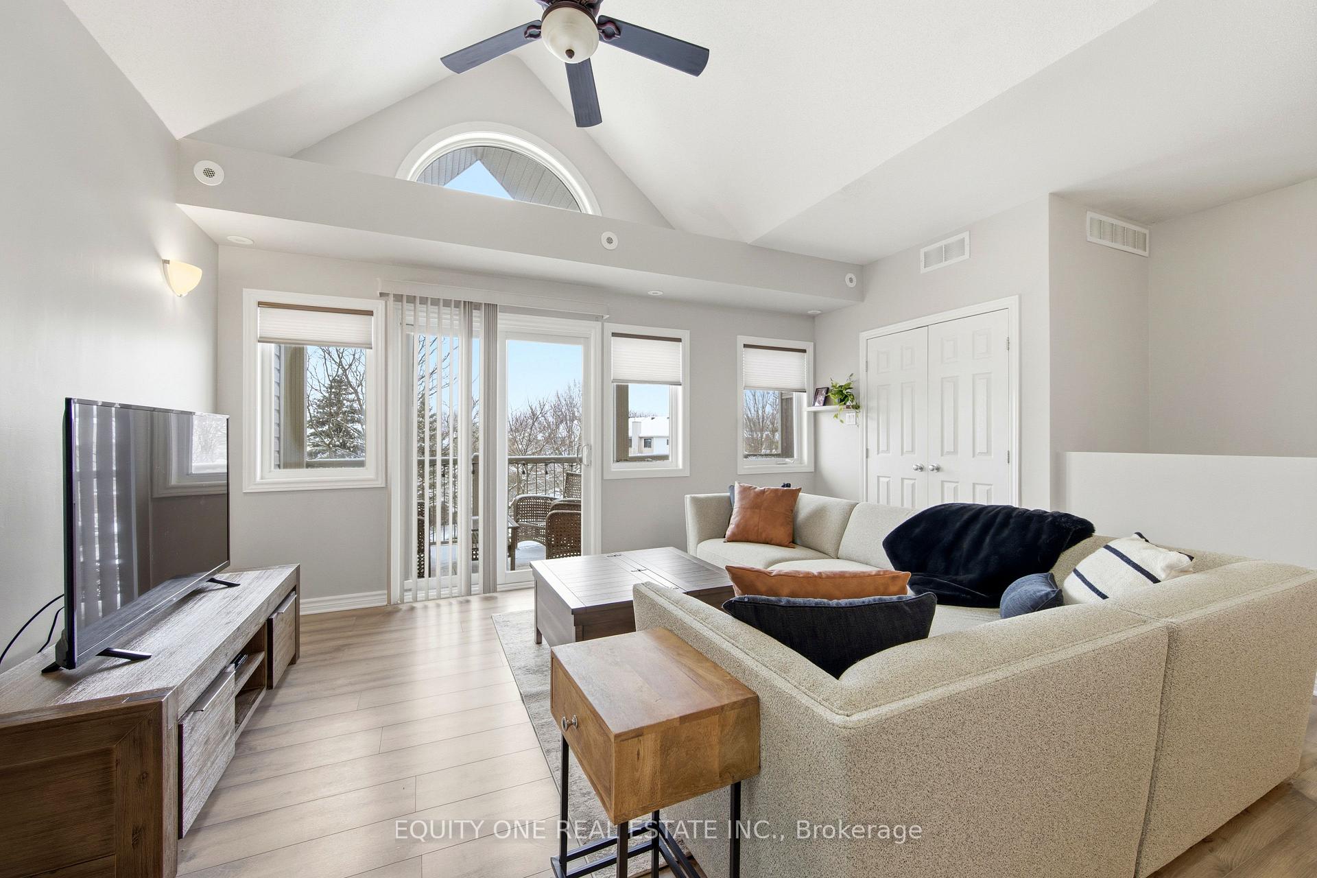 Photo 4 of Unit 10, 175 Waterbridge Drive, Ottawa, Barrhaven East — HOMEH