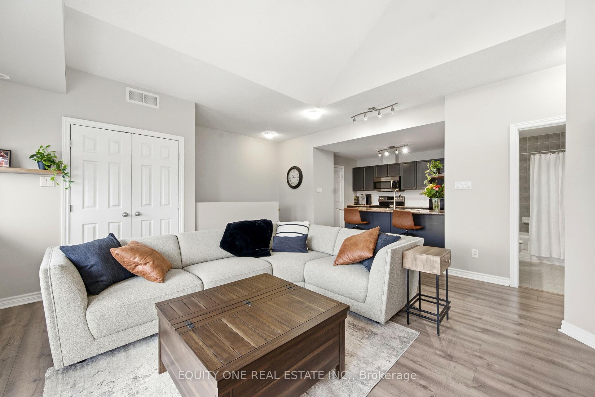 Photo 7 of Unit 10, 175 Waterbridge Drive, Ottawa, Barrhaven East — HOMEH
