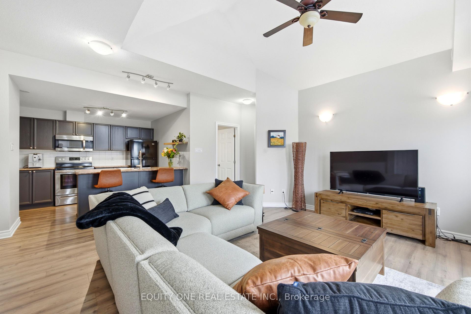 Photo 10 of Unit 10, 175 Waterbridge Drive, Ottawa, Barrhaven East — HOMEH