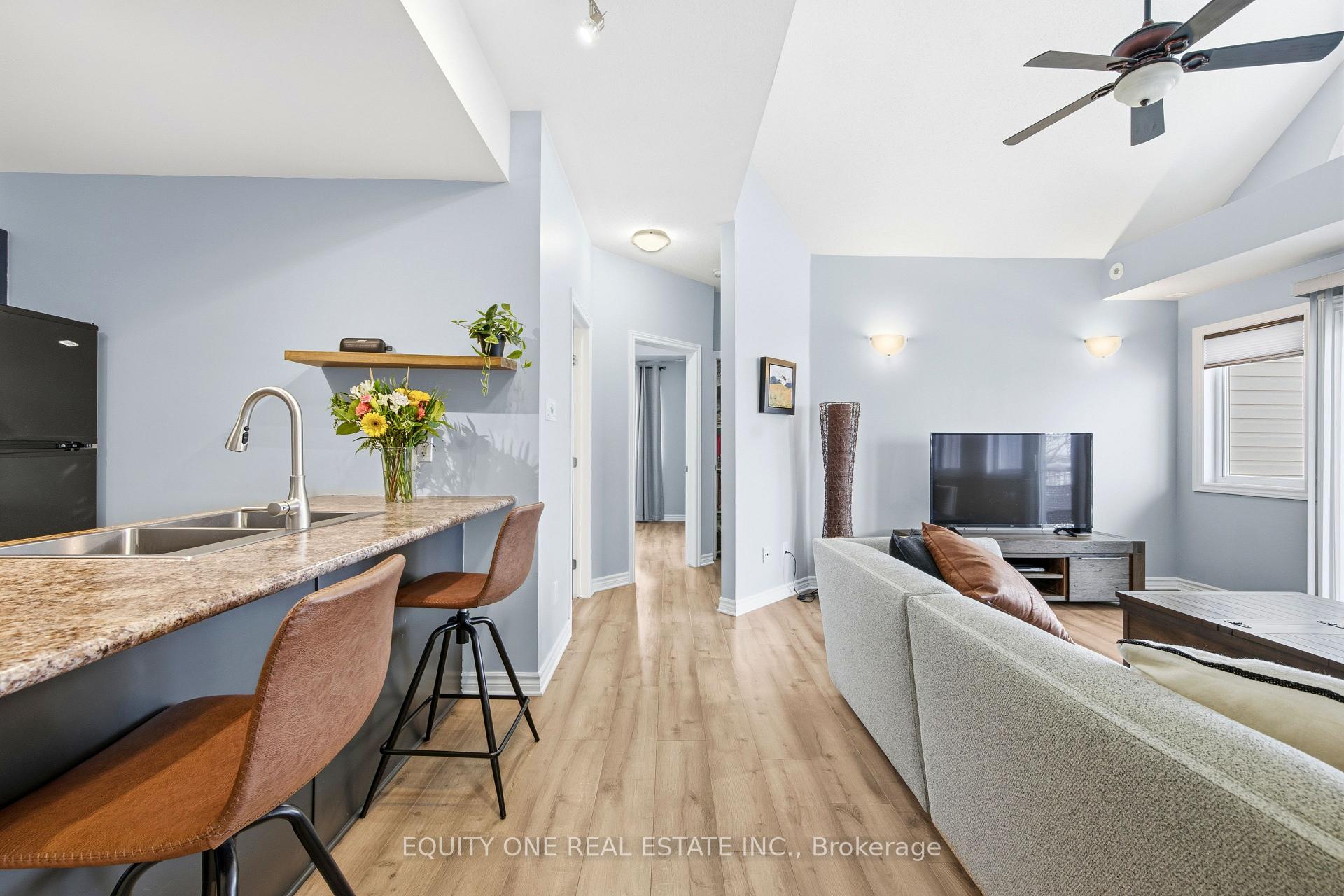 Photo 13 of Unit 10, 175 Waterbridge Drive, Ottawa, Barrhaven East — HOMEH