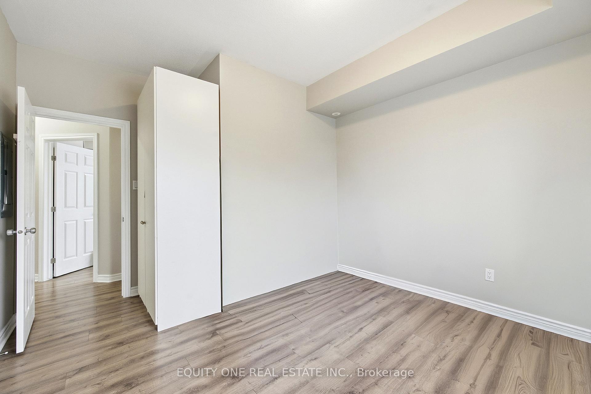 Photo 18 of Unit 10, 175 Waterbridge Drive, Ottawa, Barrhaven East — HOMEH