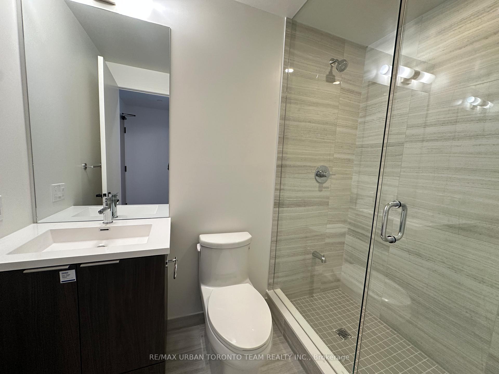 Photo 10 of Unit 5106, 8 Interchange Way, Vaughan, Vaughan Corporate Centre — HOMEH