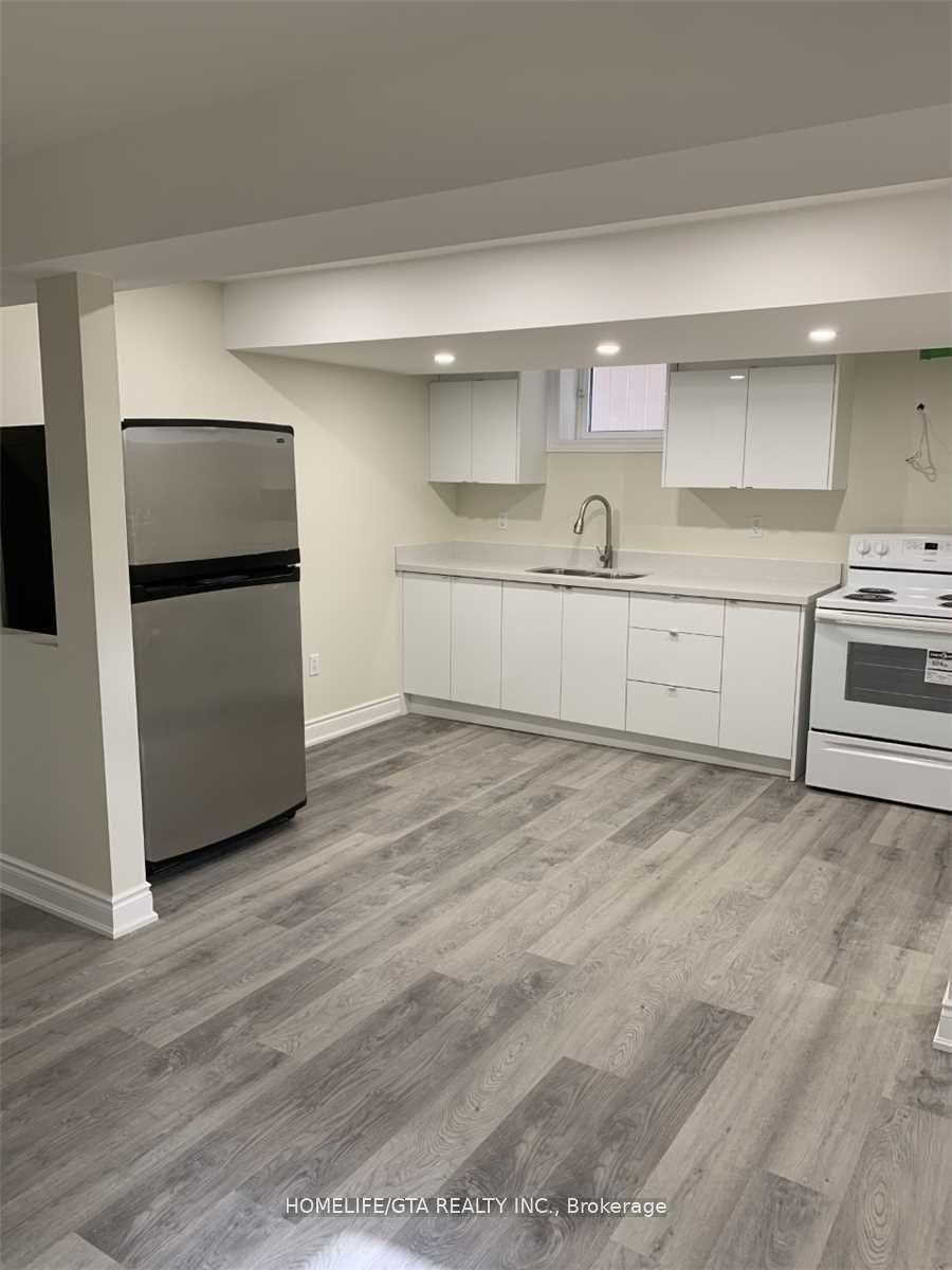 Photo 8 of Unit Basement, 95 Ivy Glen Drive, Vaughan, Patterson — HOMEH