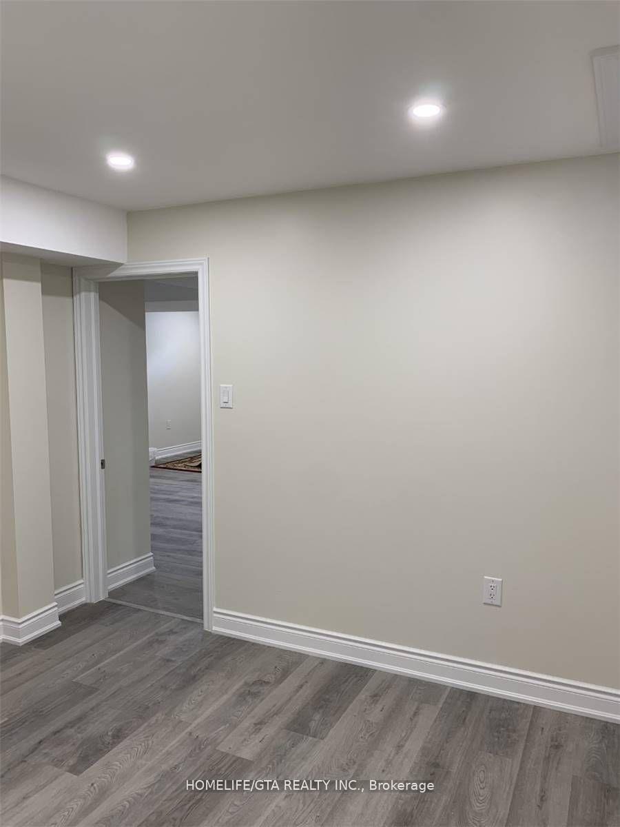 Photo 9 of Unit Basement, 95 Ivy Glen Drive, Vaughan, Patterson — HOMEH