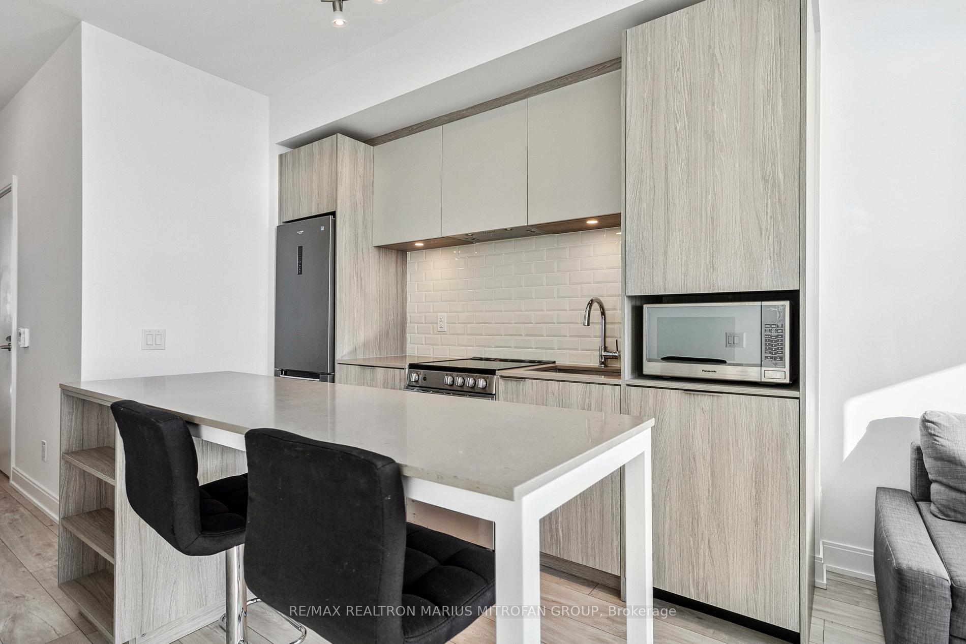 Photo 18 of Unit 2105, 70 Annie Craig Drive, Etobicoke, Mimico — HOMEH