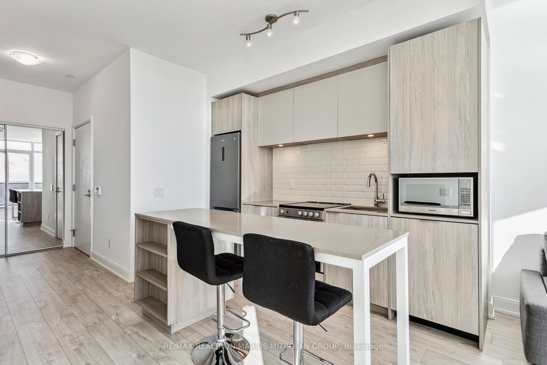 Photo 17 of Unit 2105, 70 Annie Craig Drive, Etobicoke, Mimico — HOMEH