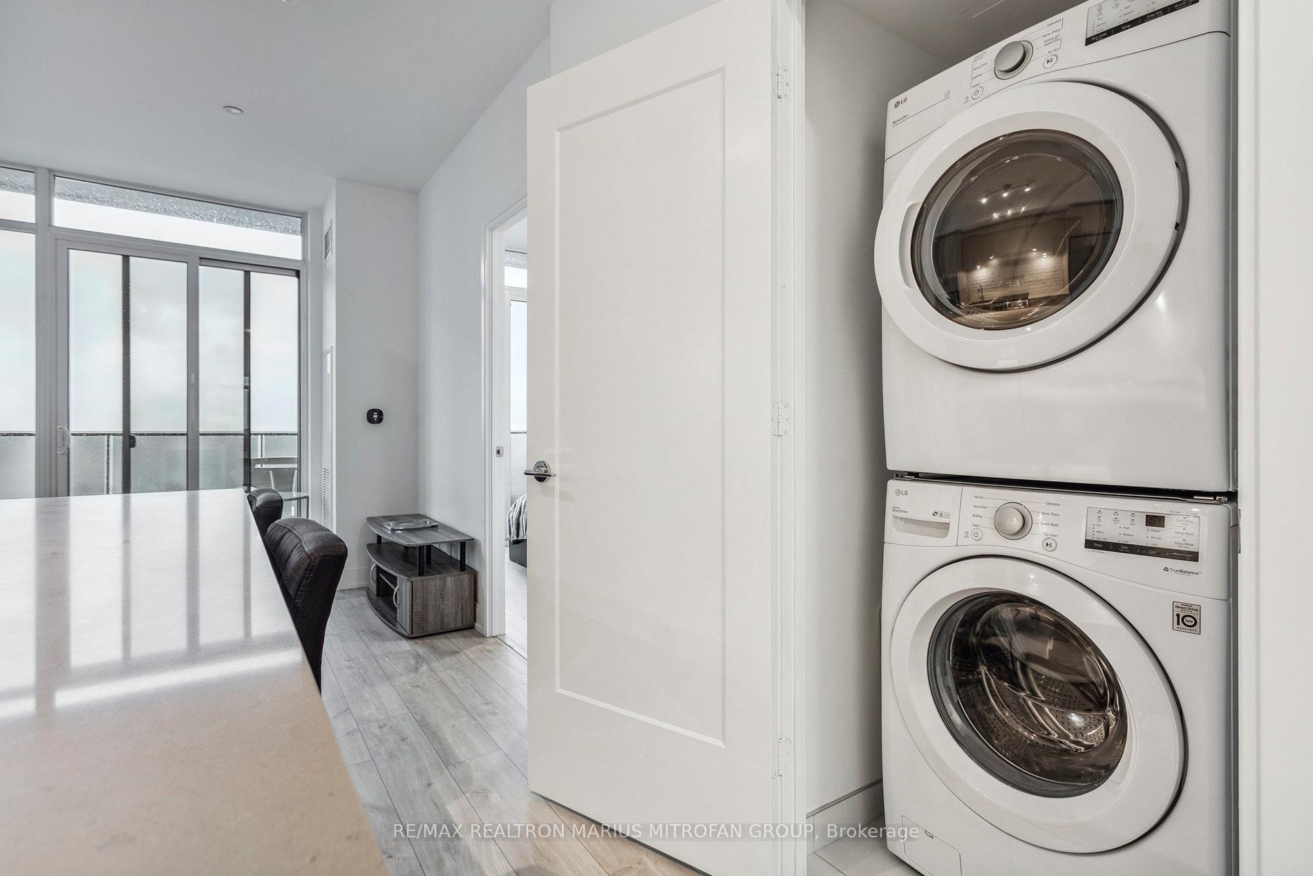 Photo 21 of Unit 2105, 70 Annie Craig Drive, Etobicoke, Mimico — HOMEH