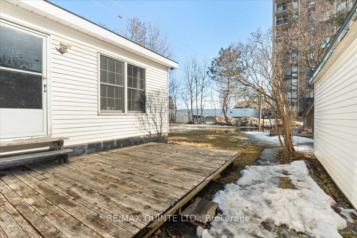 Photo 35 of 5 Karl Street, Belleville, Belleville Ward — HOMEH