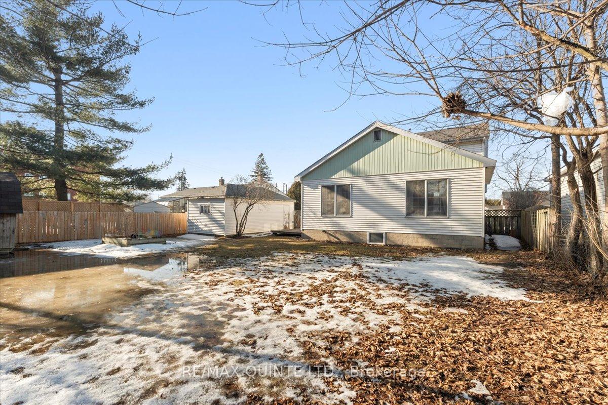 Photo 36 of 5 Karl Street, Belleville, Belleville Ward — HOMEH