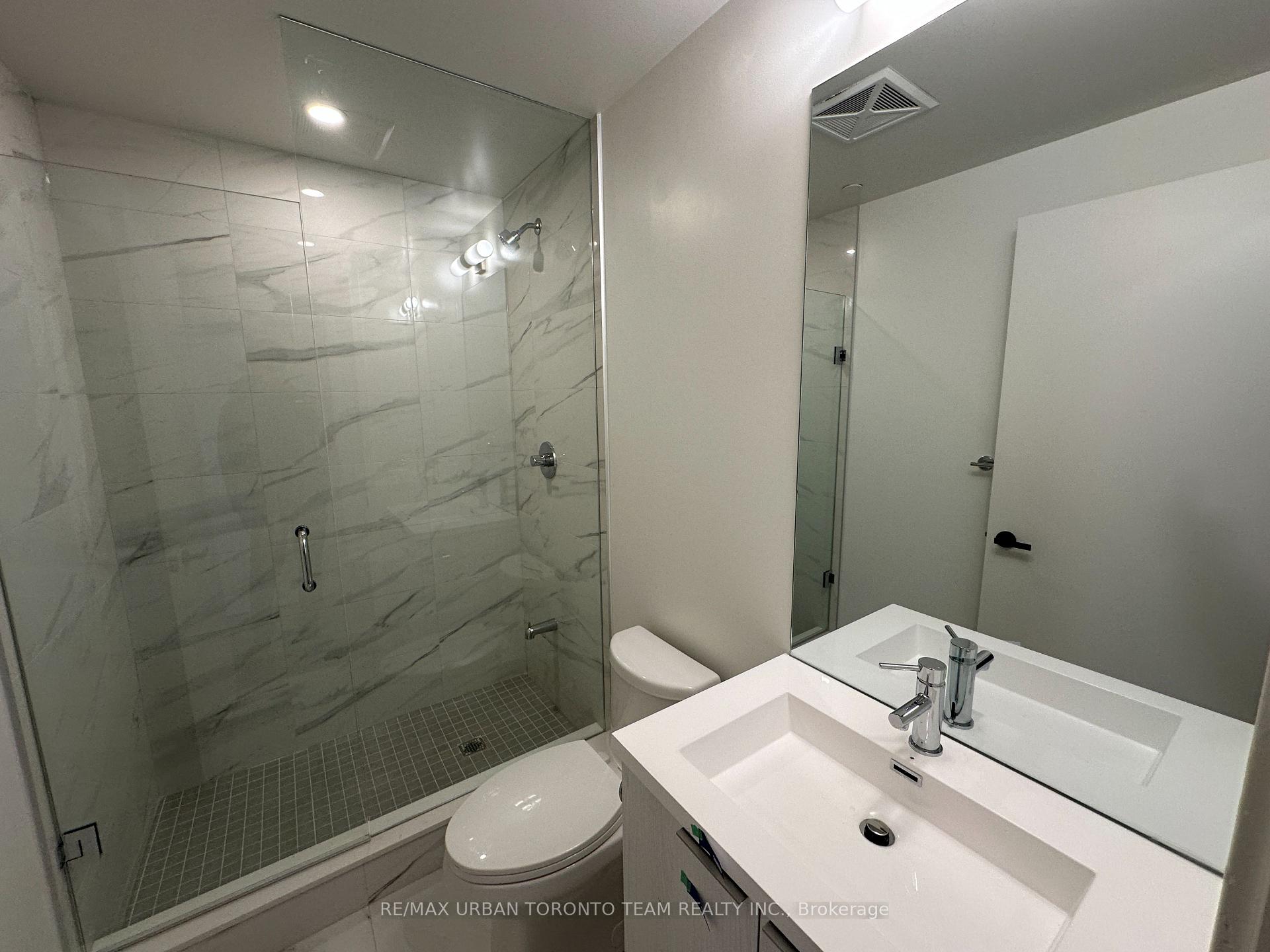 Photo 2 of Unit 5107, 8 Interchange Way, Vaughan, Vaughan Corporate Centre — HOMEH