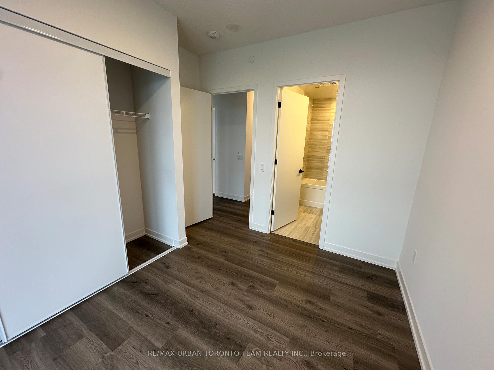 Photo 4 of Unit 3809, 8 Interchange Way, Vaughan, Vaughan Corporate Centre — HOMEH