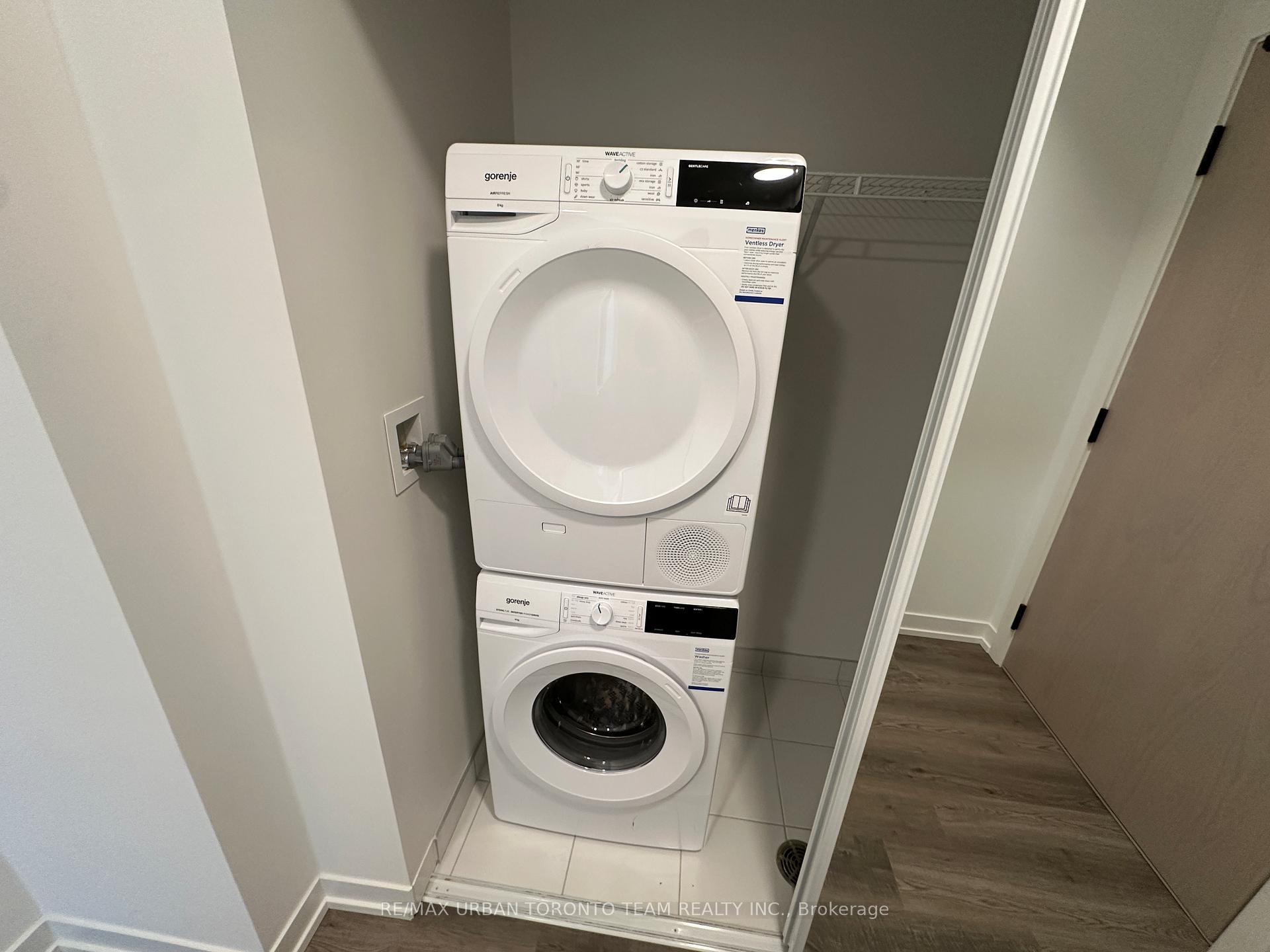 Photo 8 of Unit 3809, 8 Interchange Way, Vaughan, Vaughan Corporate Centre — HOMEH