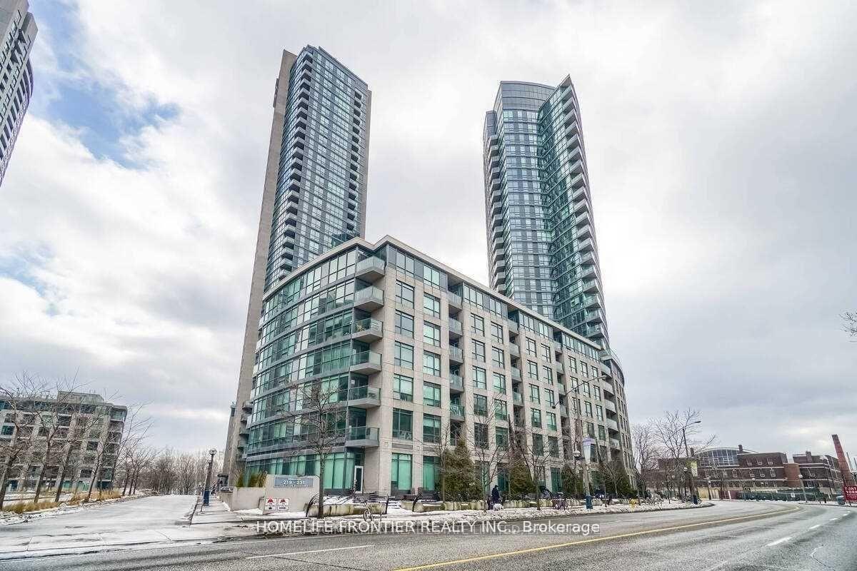 Front of Unit 2813, 231 Fort York Boulevard